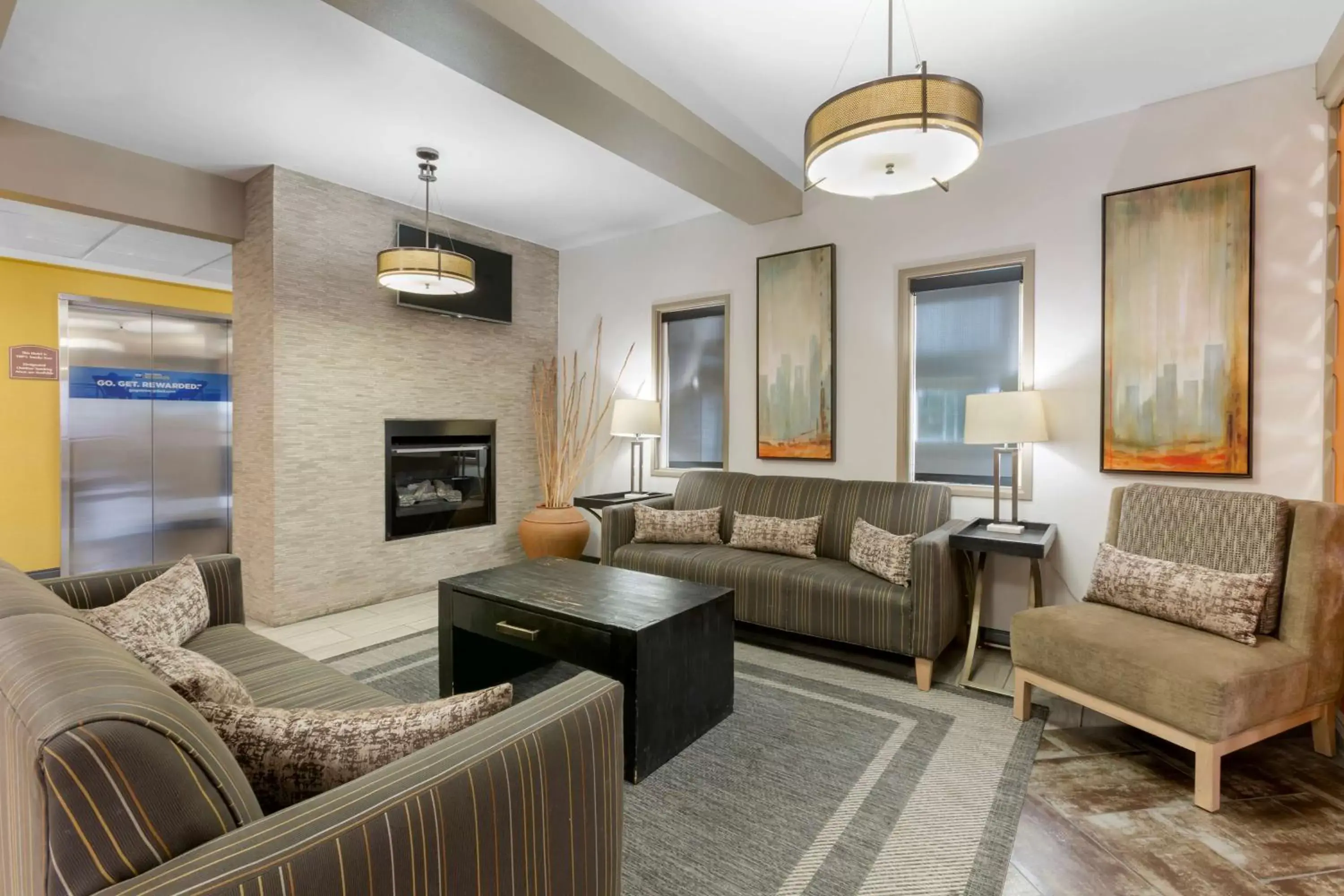 Lobby or reception in Best Western Plus the Four Corners Inn Lobby or reception in Best Western Plus the Four Corners Inn