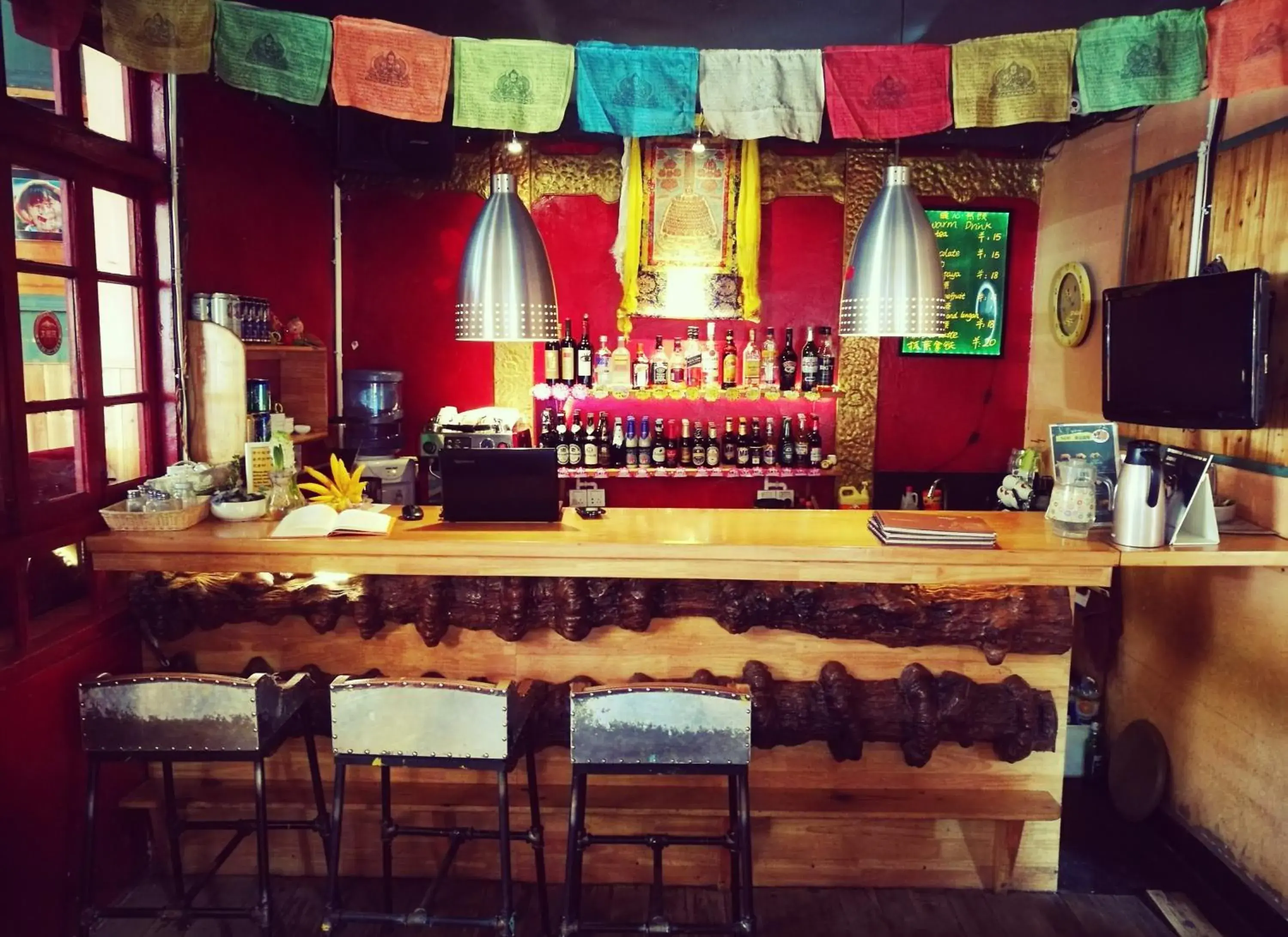 Lobby or reception, Lounge/Bar in Kunming Cloudland International Youth Hostel