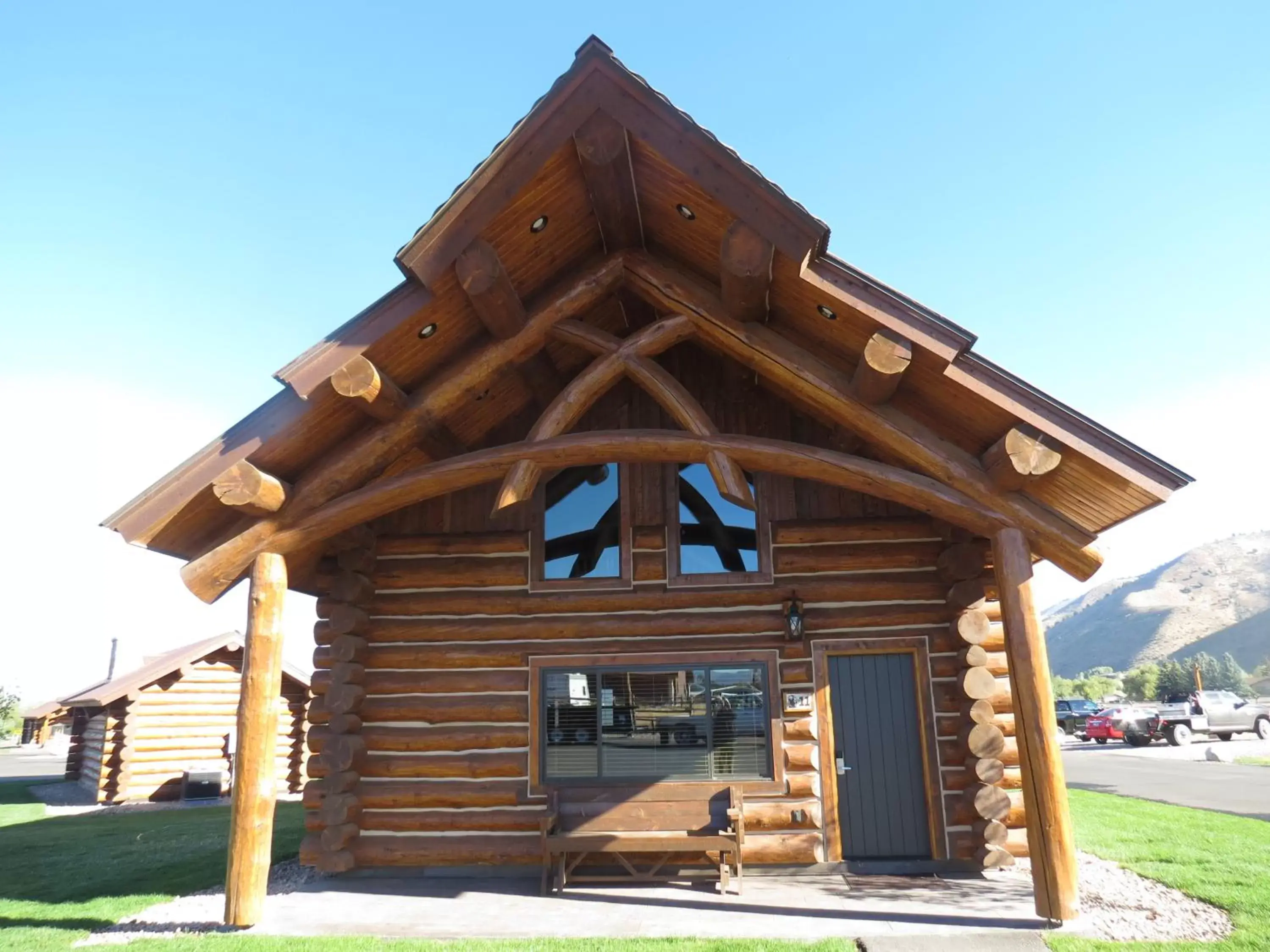 Facade/entrance, Property Building in Kodiak Mountain Resort