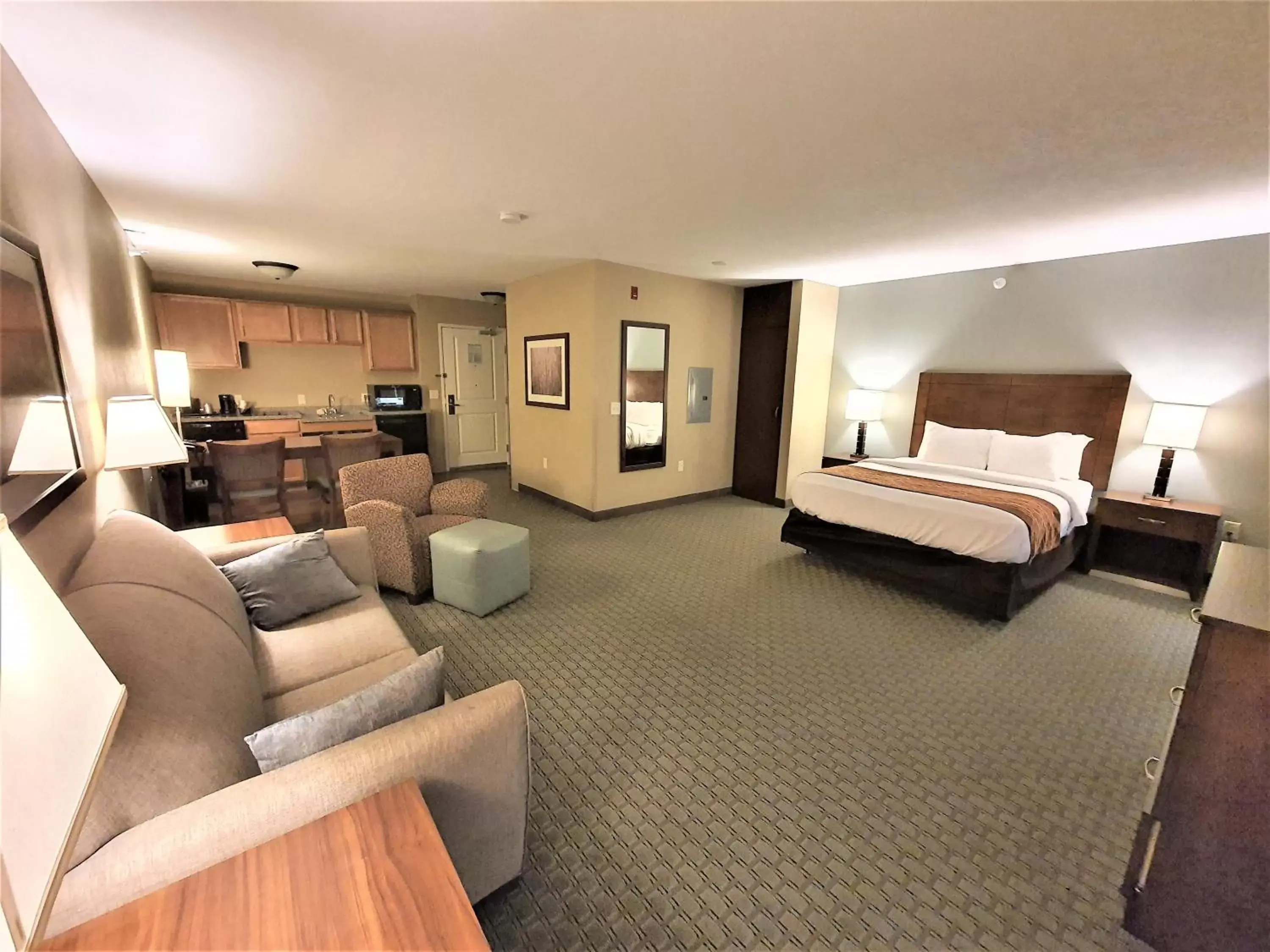 Room Photo in AmeriVu Inn and Suites - Chisago City