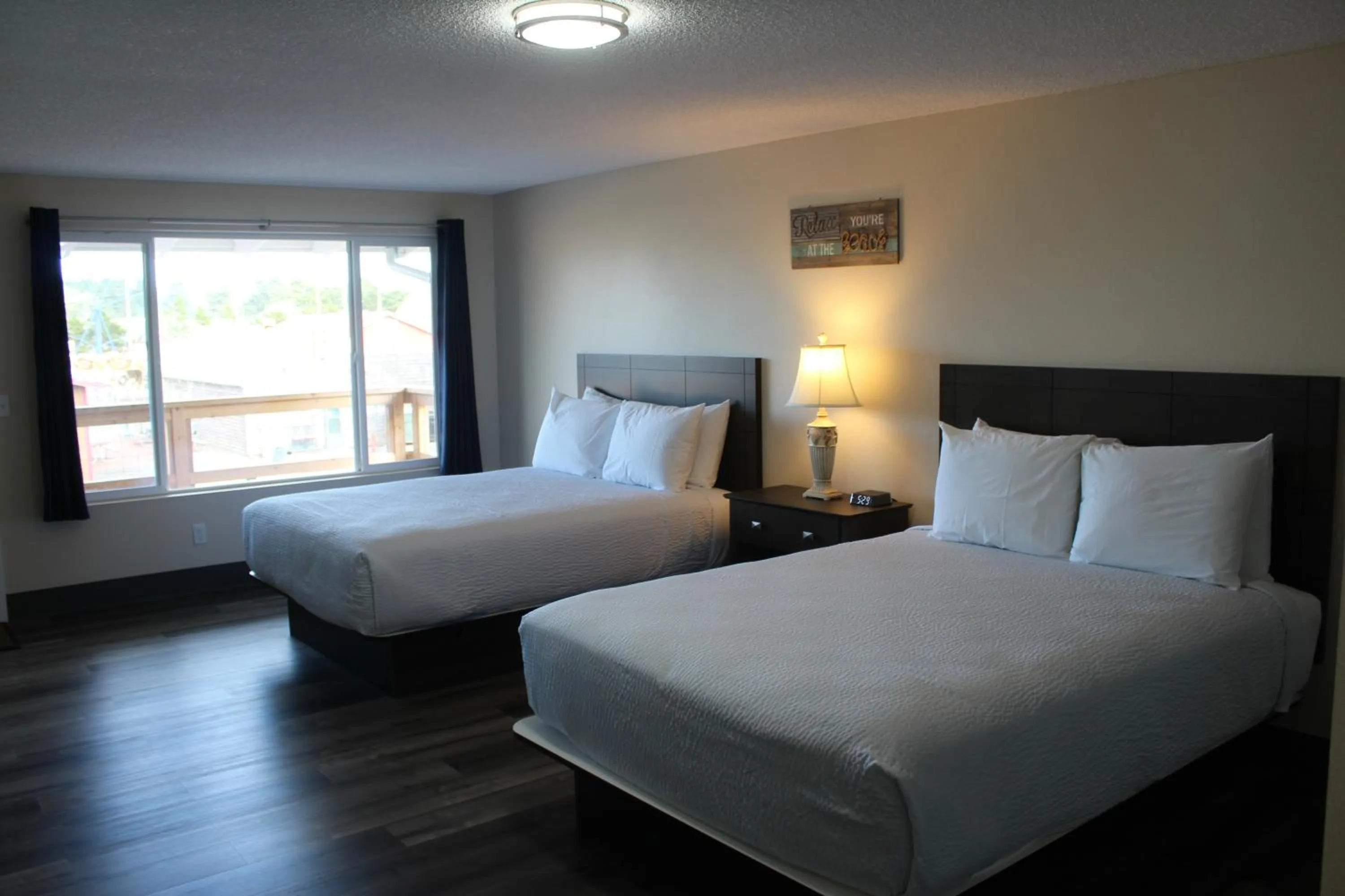 Double Queen Suite with Kitchenette in Inn at the Sea