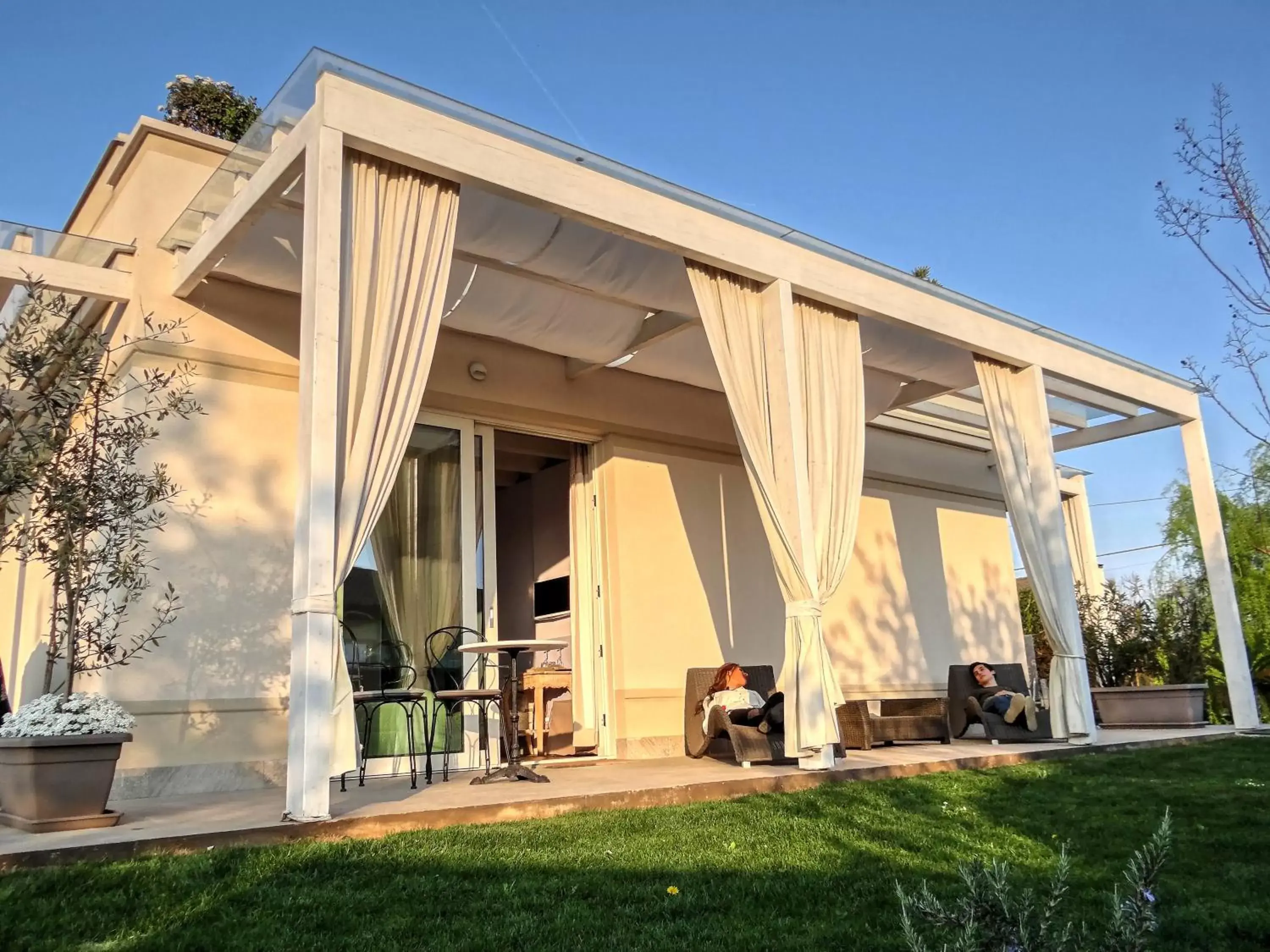 Superior Double Room with Extra Bed and Garden View in B&B La Magia dei Sogni Relais Superior Double Room with Extra Bed and Garden View in B&B La Magia dei Sogni Relais