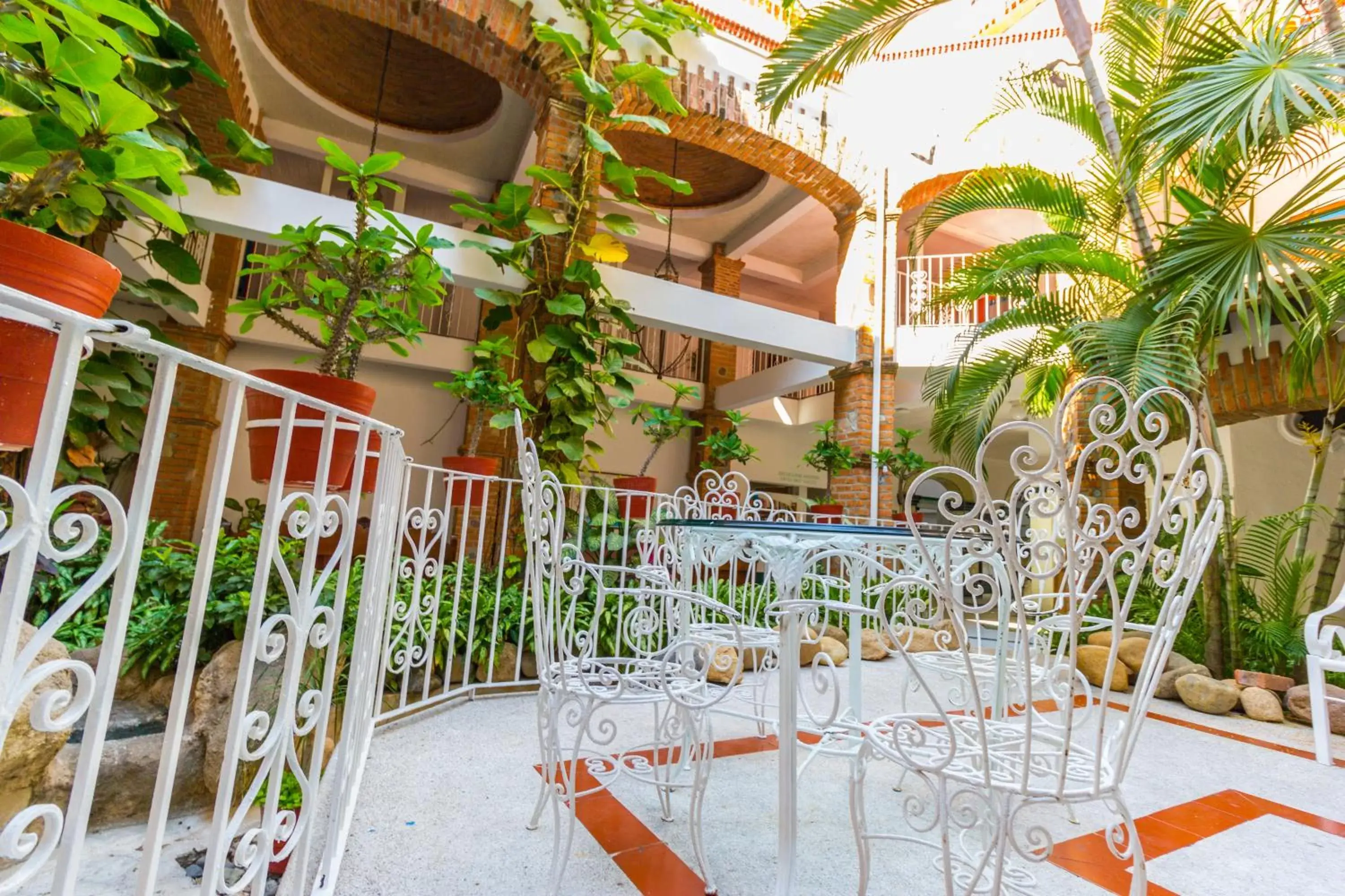 Patio in Hotel Encino Malecón Centro Puerto Vallarta