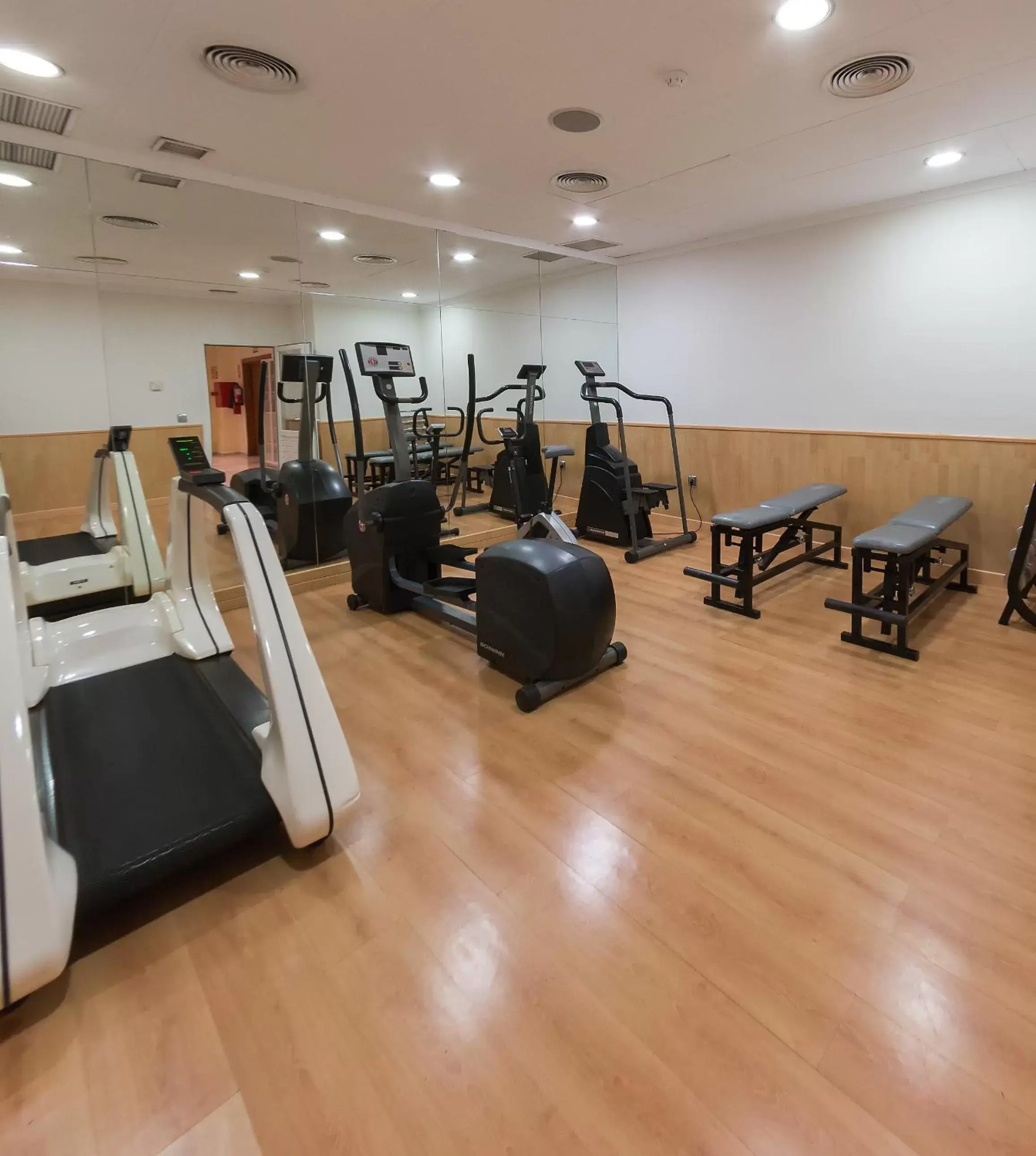 Sports, Fitness Center/Facilities in Ilunion Les Corts Spa