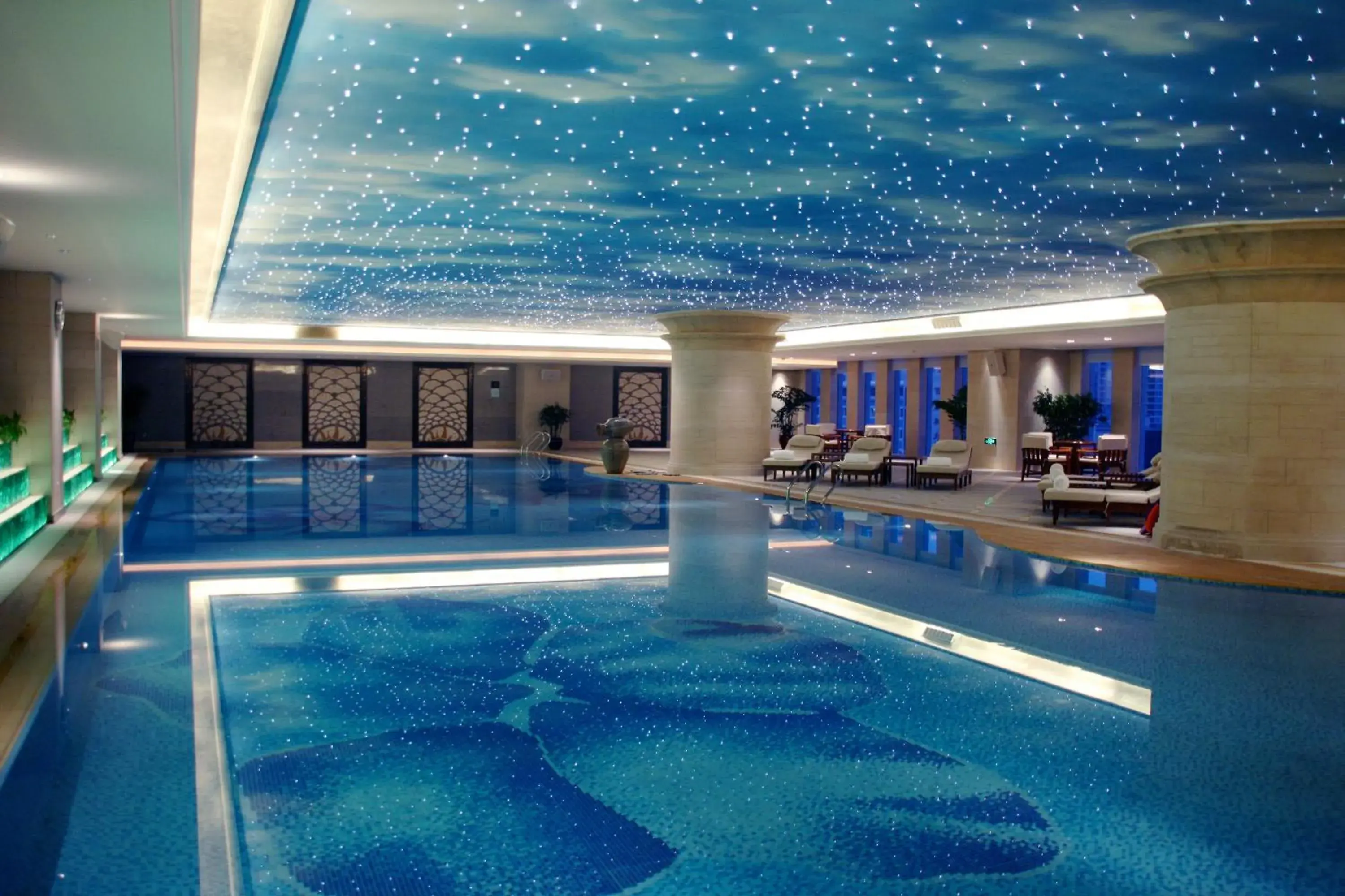 Spa and wellness centre/facilities, Swimming Pool in Wanda Vista Beijing