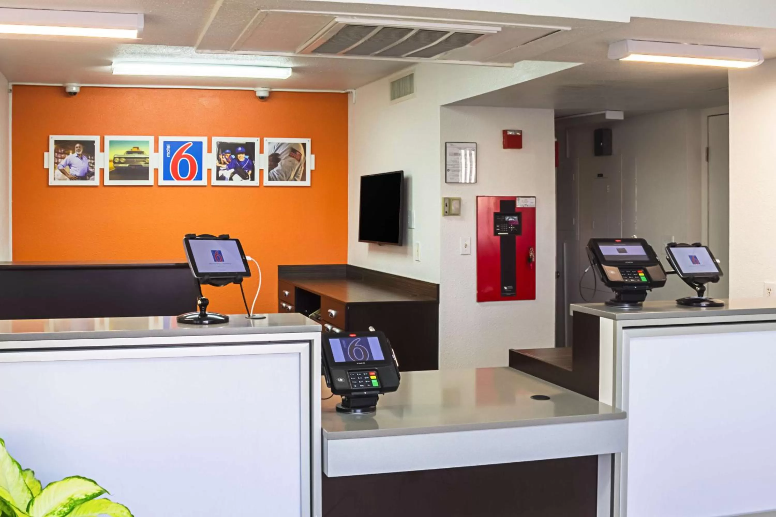 Lobby or reception in Motel 6-Porterville, CA