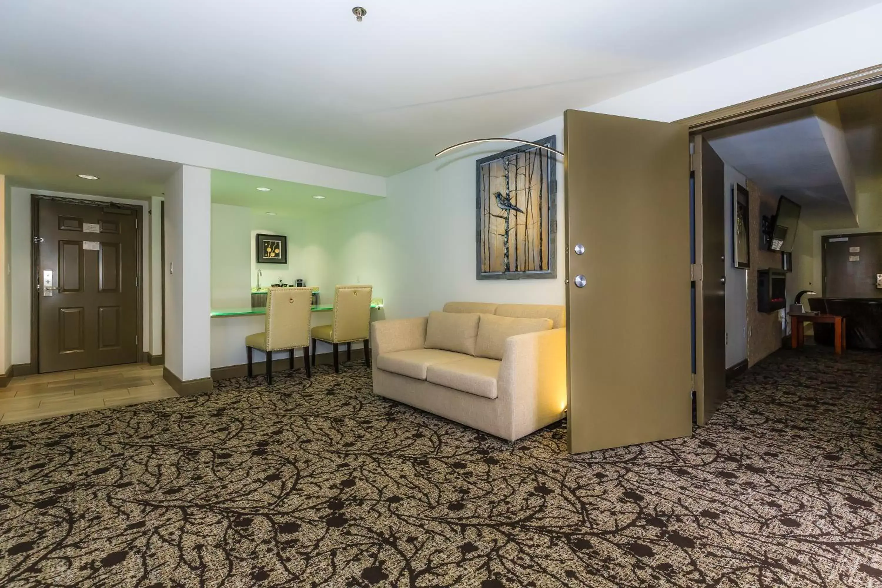 Seating Area in Regalia Hotel & Conference Center