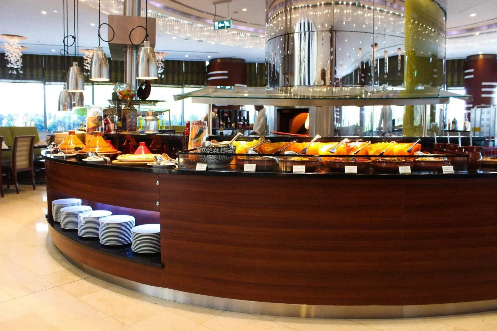 Restaurant/places to eat in Crowne Plaza Doha - The Business Park, an IHG Hotel