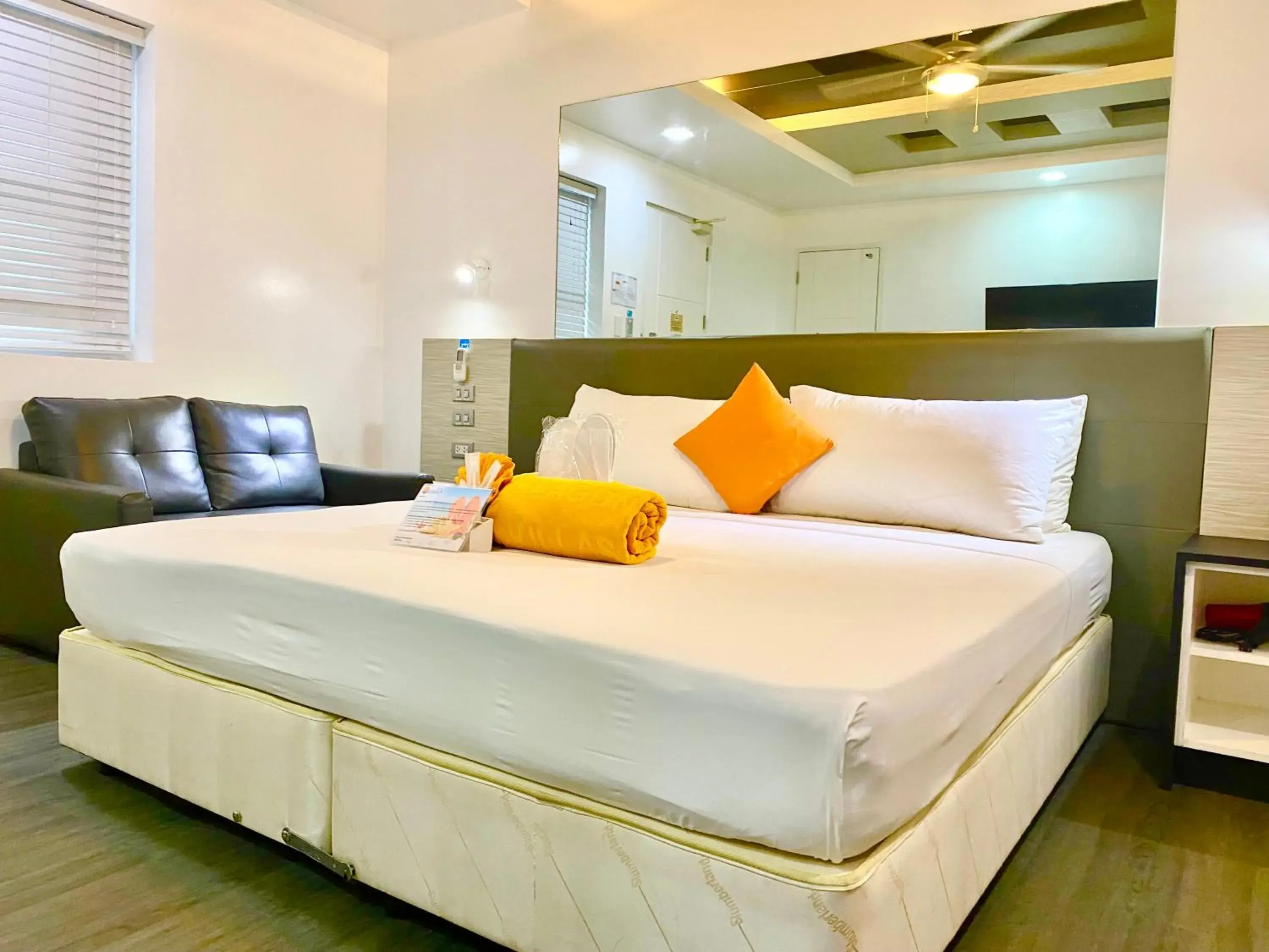 Bed in Lalaguna Villas Luxury Dive Resort and Spa