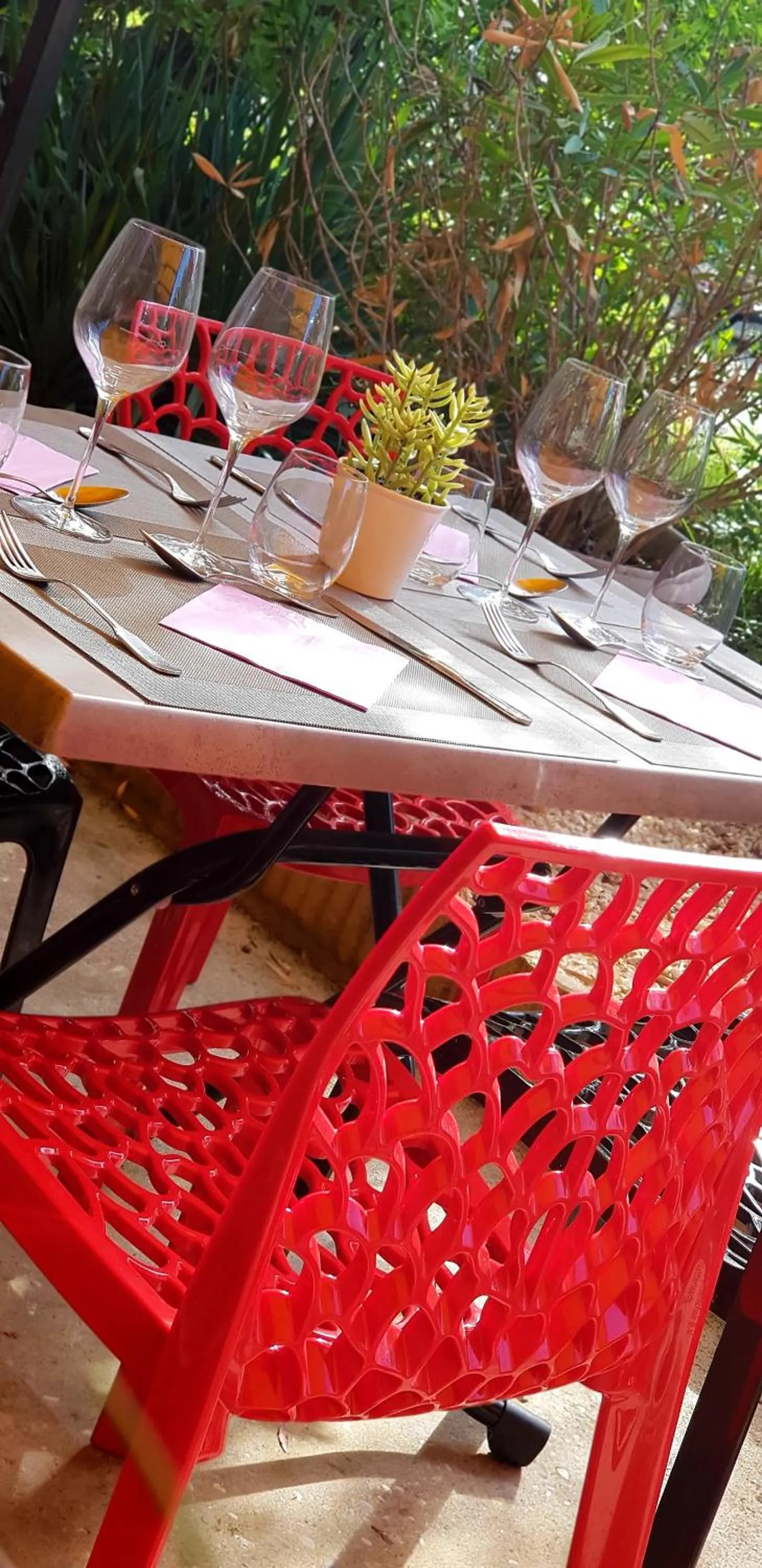 Patio in The Originals City, Hôtel Valence Est