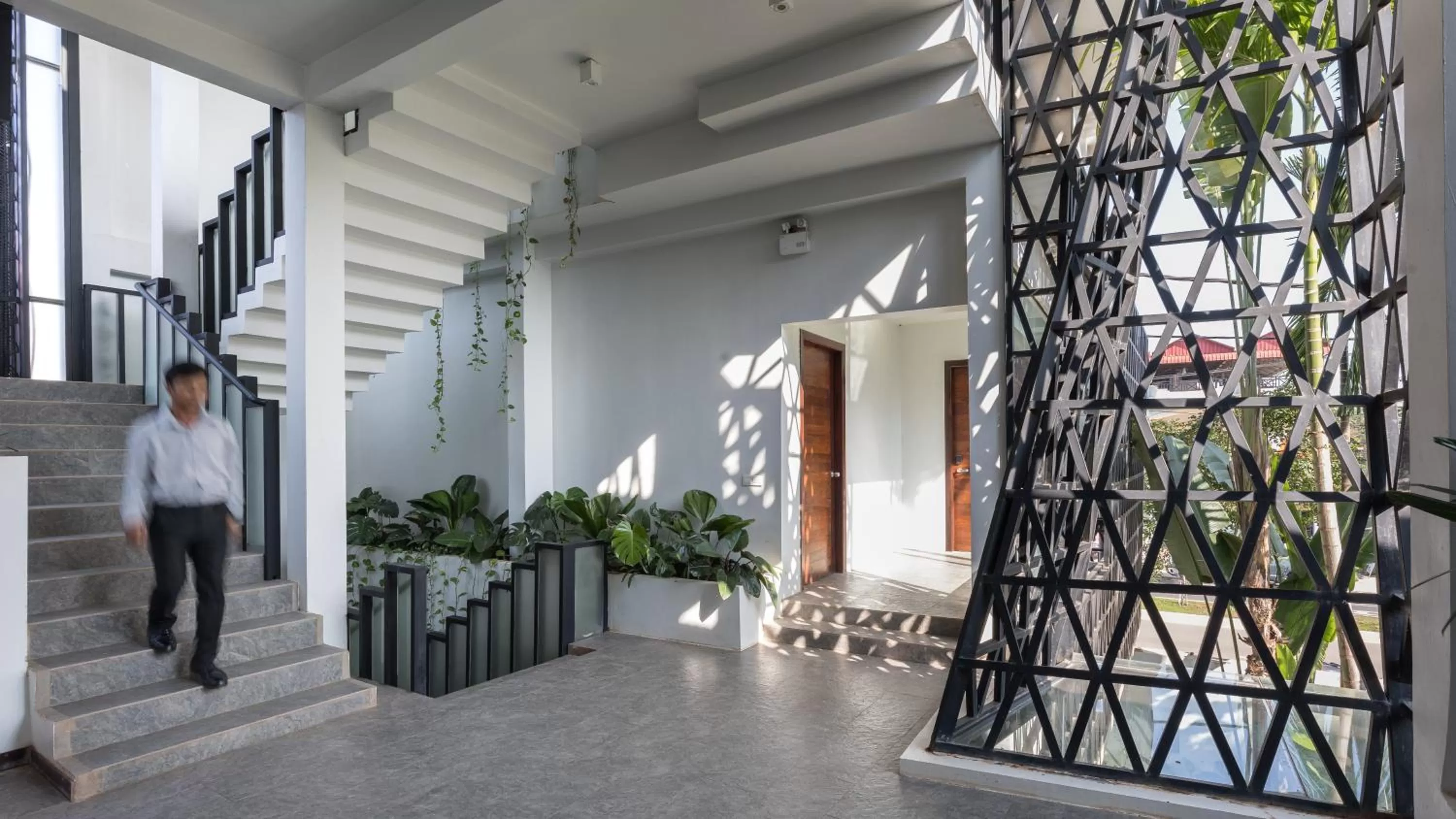 Property building in Shintana Saya La Maison