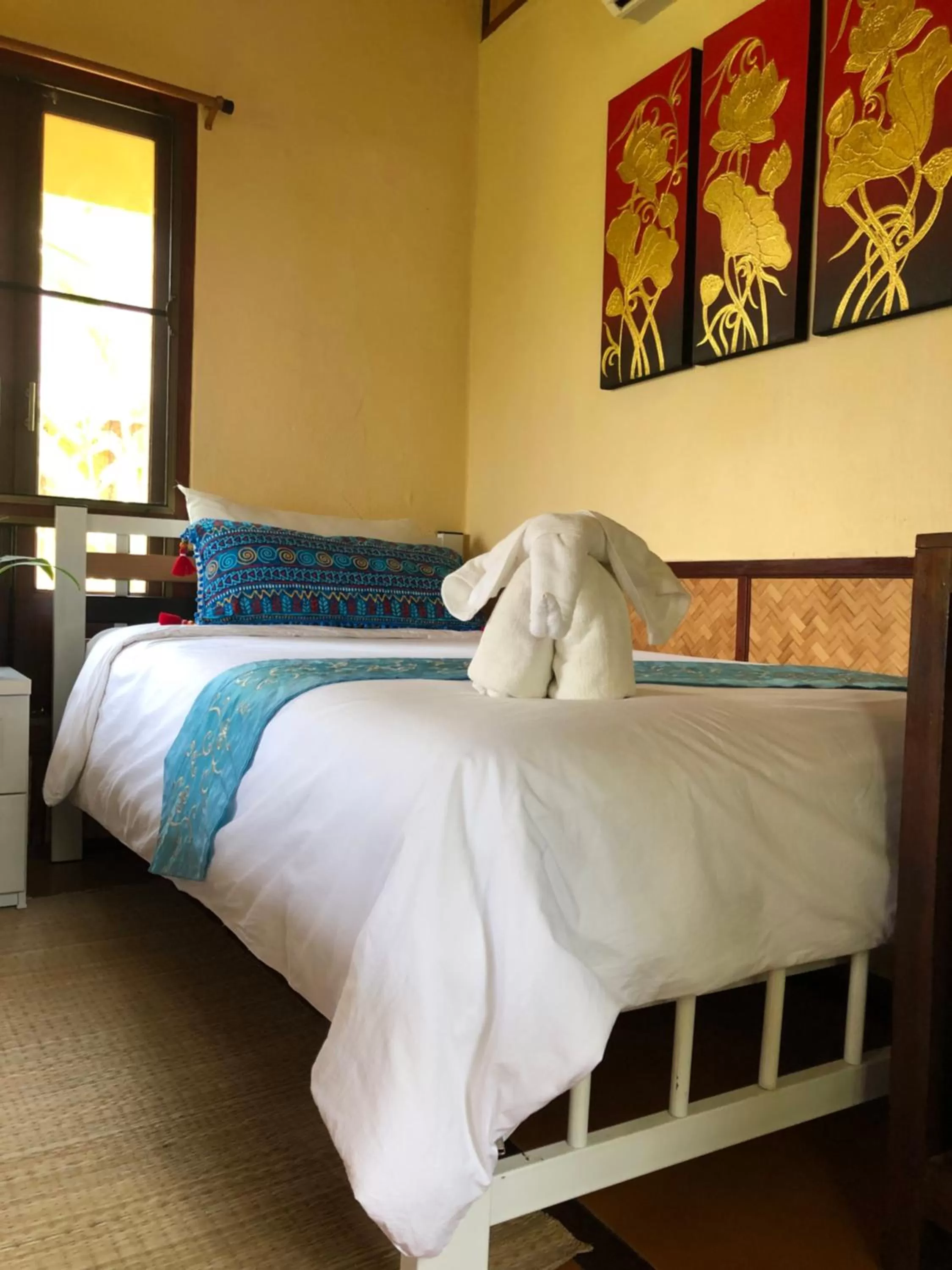 Bedroom, Bed in Pura Vida Pai Resort