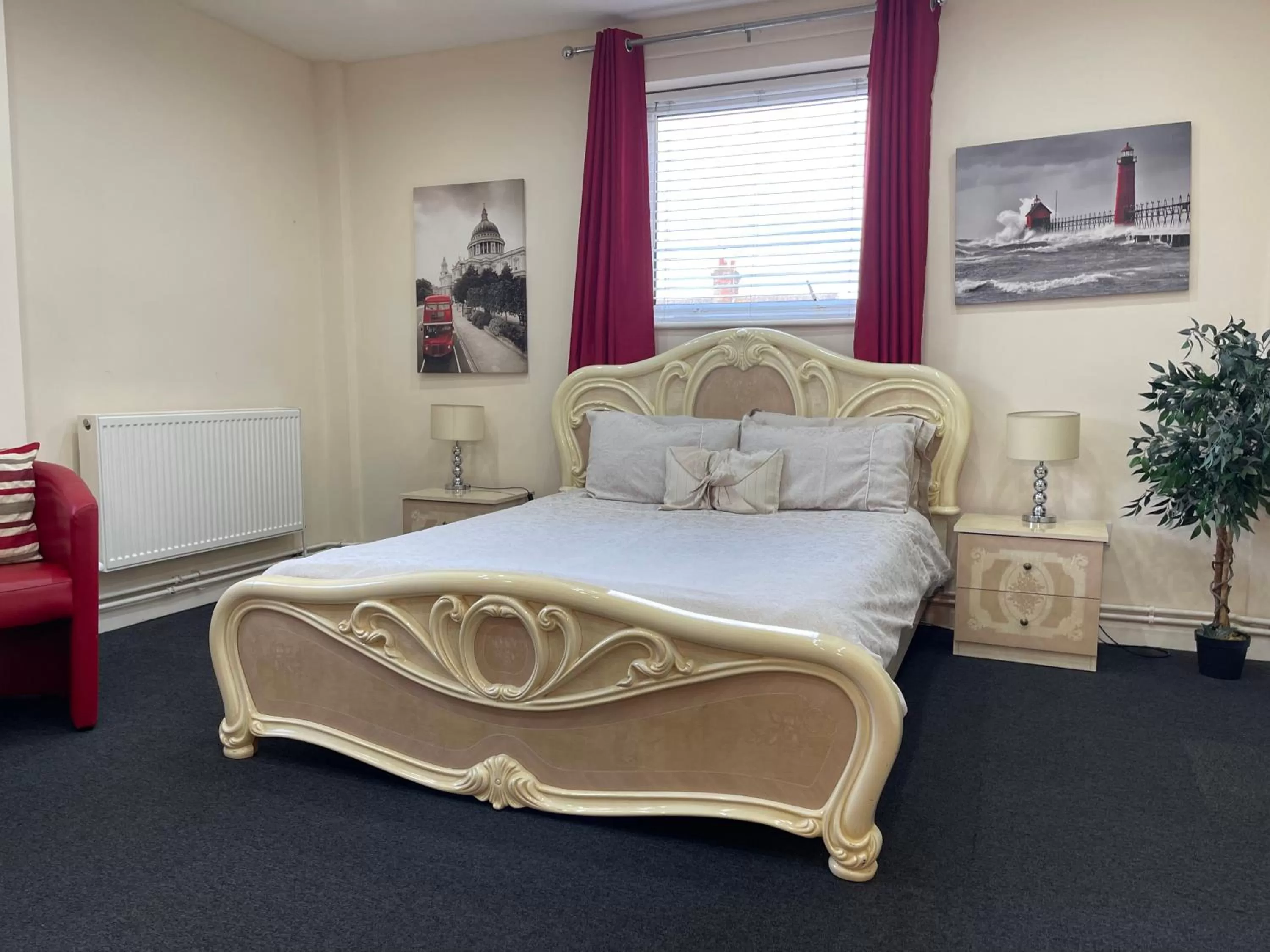 Bed in The Goodlife Guesthouse