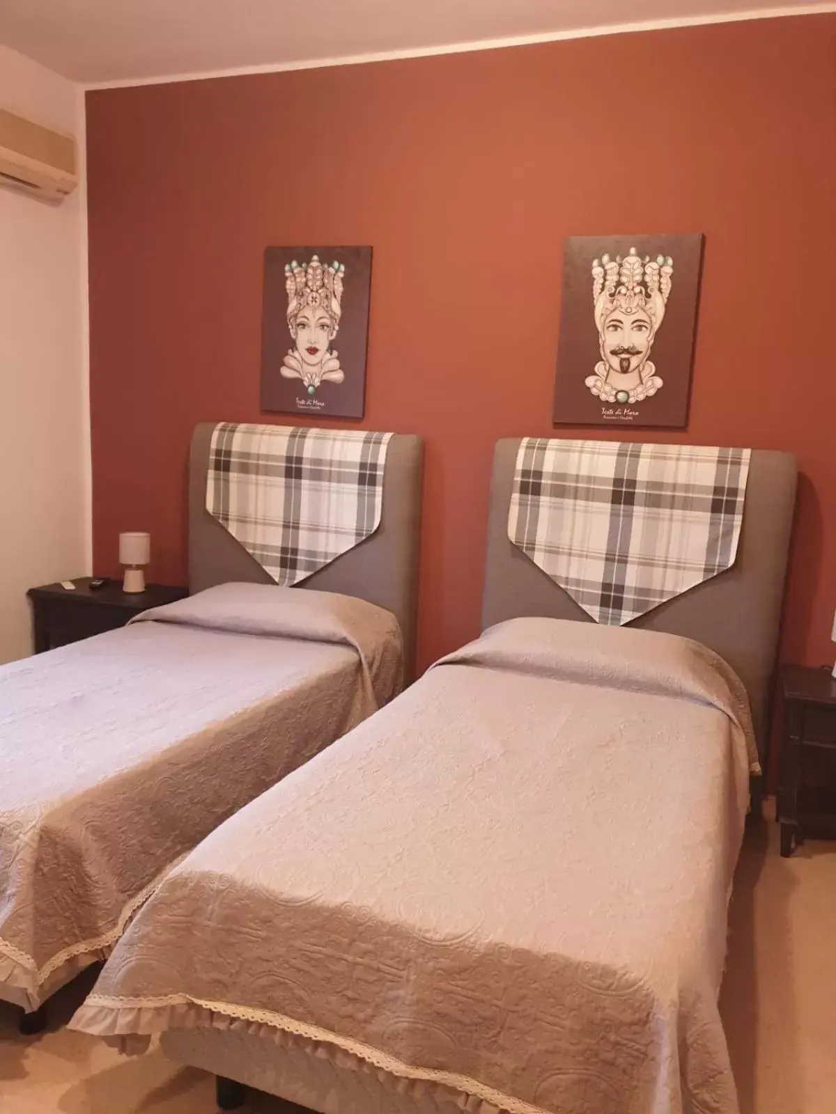 Bed in VILLA MARTA a due passi dalla clinica ortopedica Rizzoli e da Villa Santa Teresa