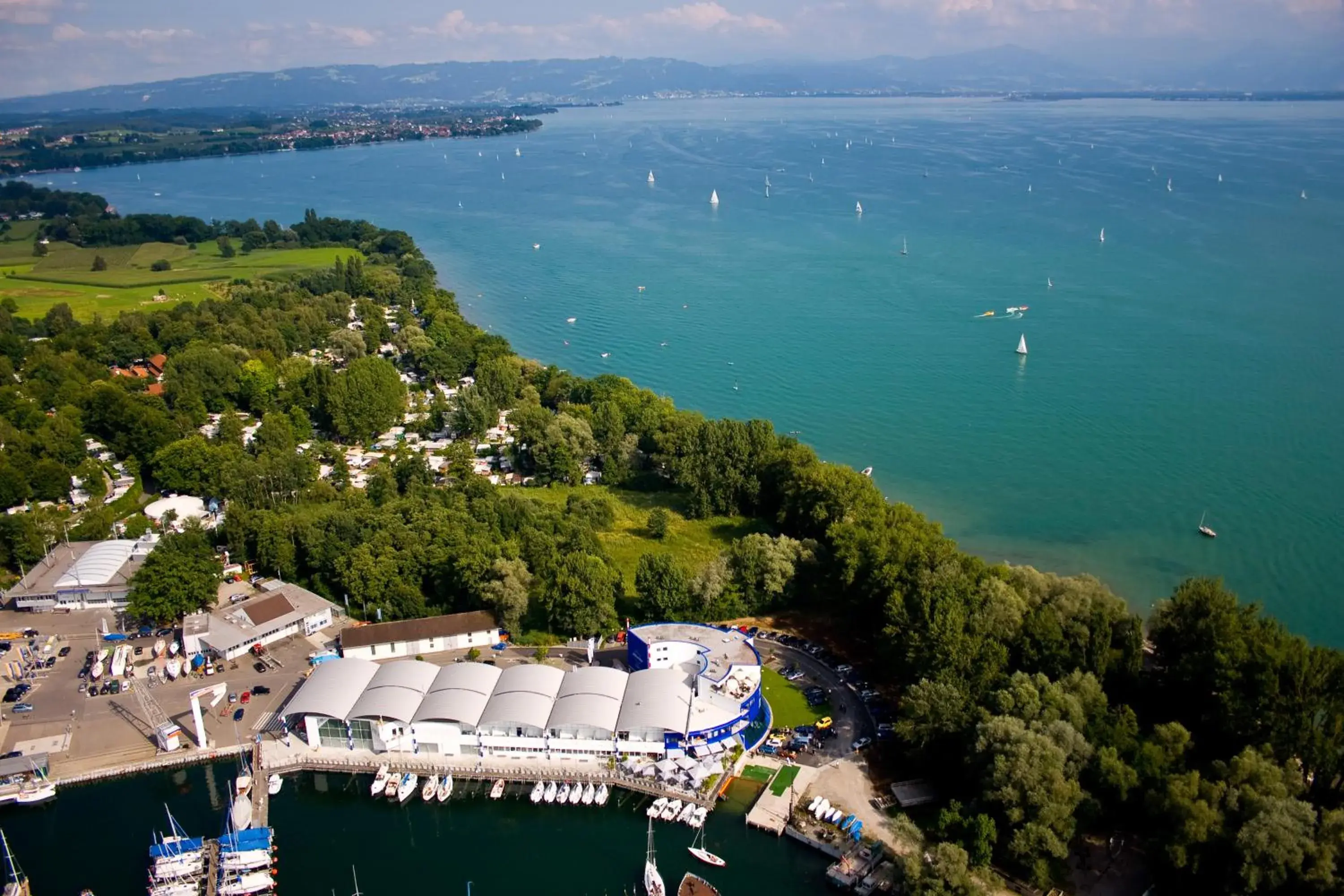 Bird's eye view, Bird's-eye View in Bodensee Yachthotel Schattmaier