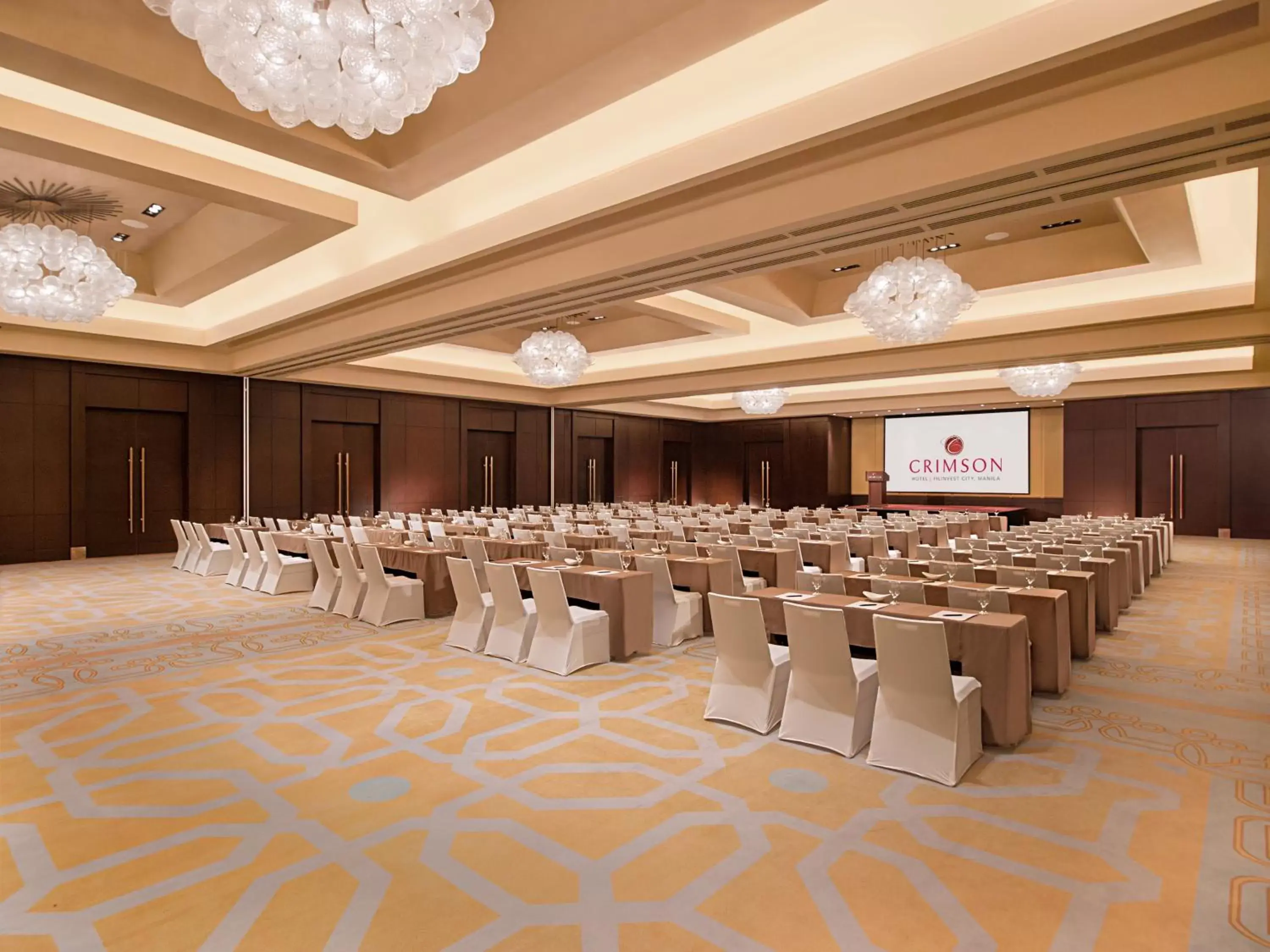 Business facilities in Crimson Hotel Filinvest City, Manila