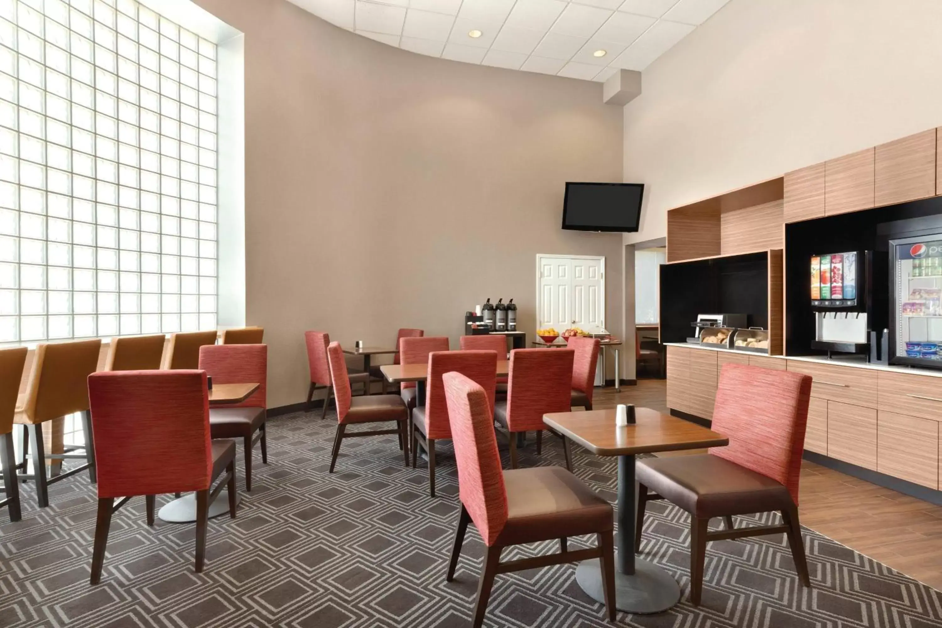 Breakfast, Restaurant/Places to Eat in TownePlace Suites by Marriott Denver Downtown