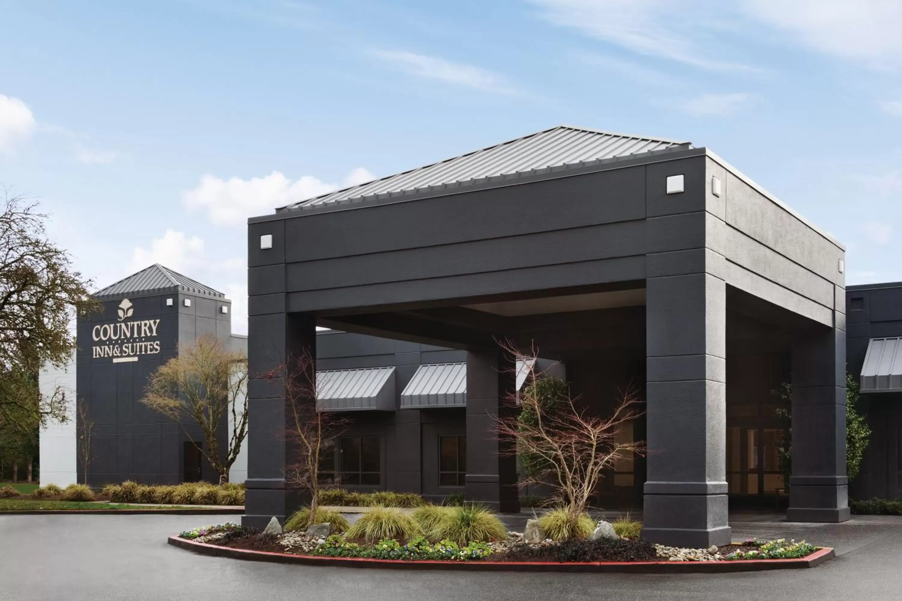 Facade/entrance, Property Building in Country Inn & Suites by Radisson, Seattle-Bothell, WA