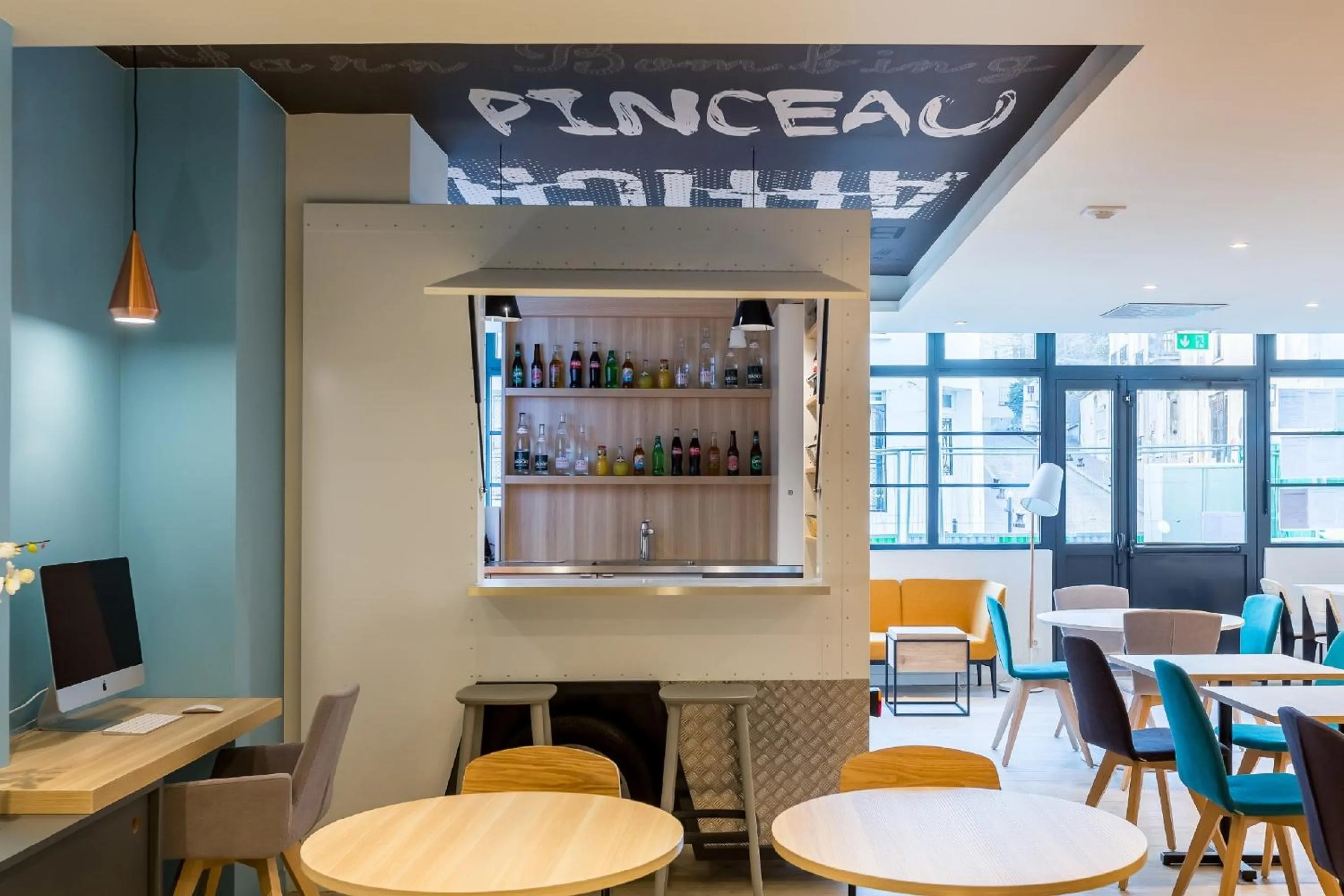 Communal lounge/ TV room in Ibis Styles Paris Place d'Italie - Butte Aux Cailles