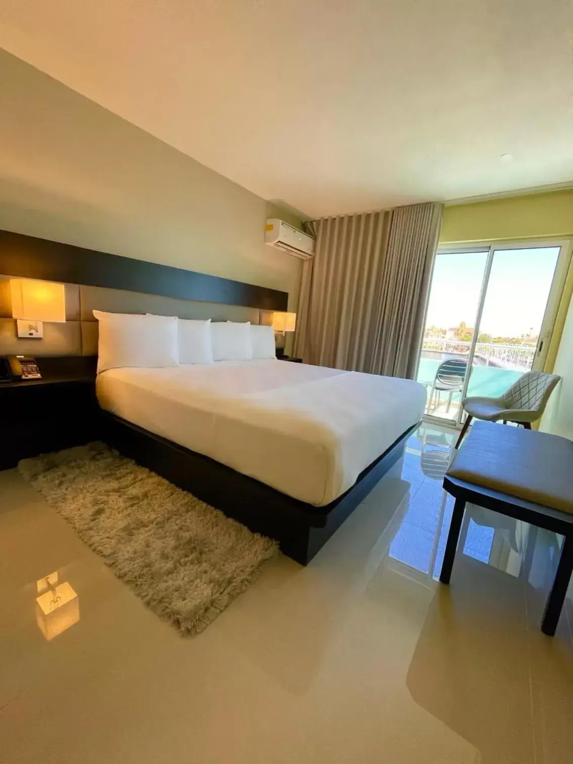 Bedroom, Bed in Brion City Hotel BW Signature Collection