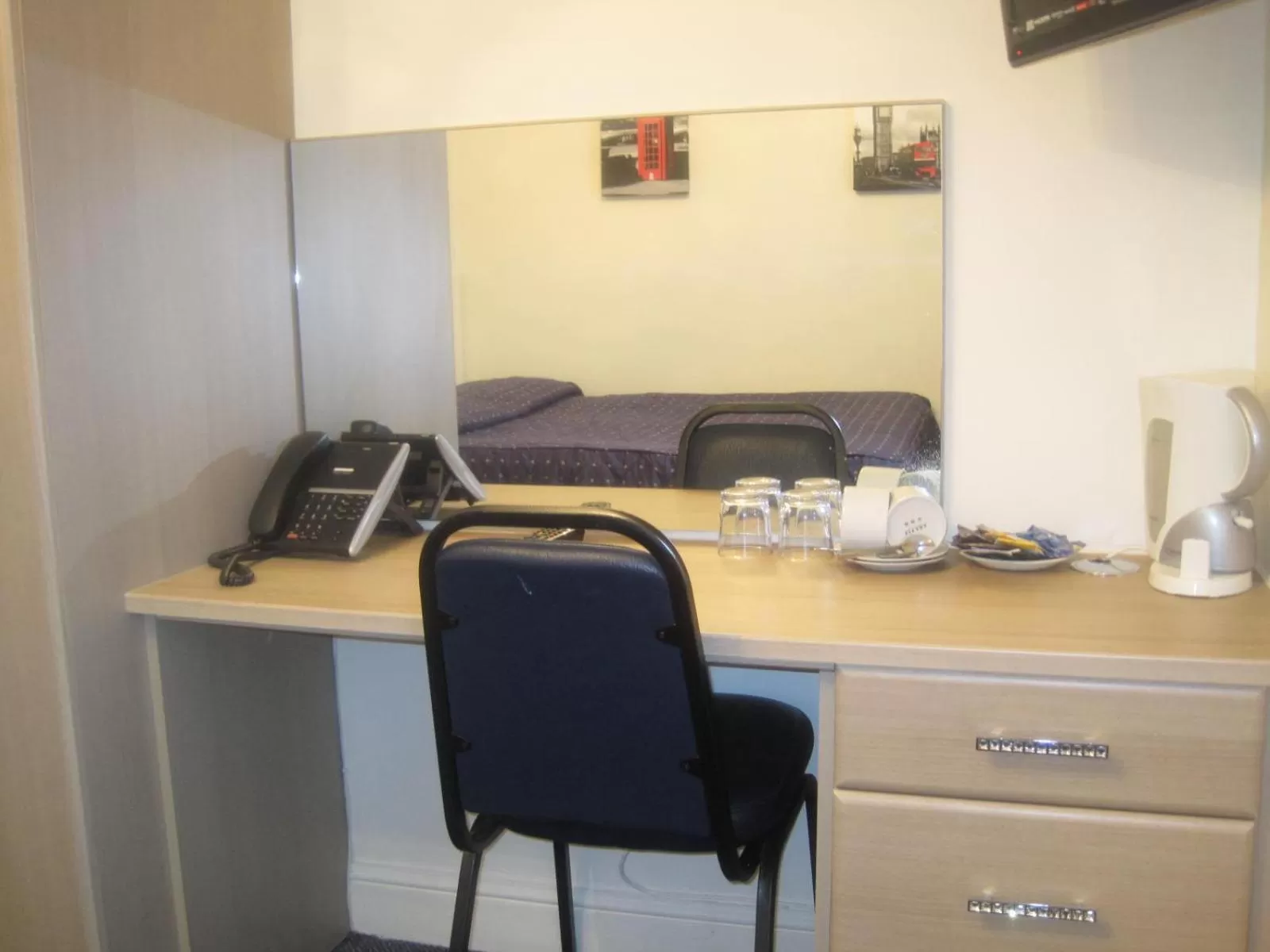 Decorative detail in Aaraya London