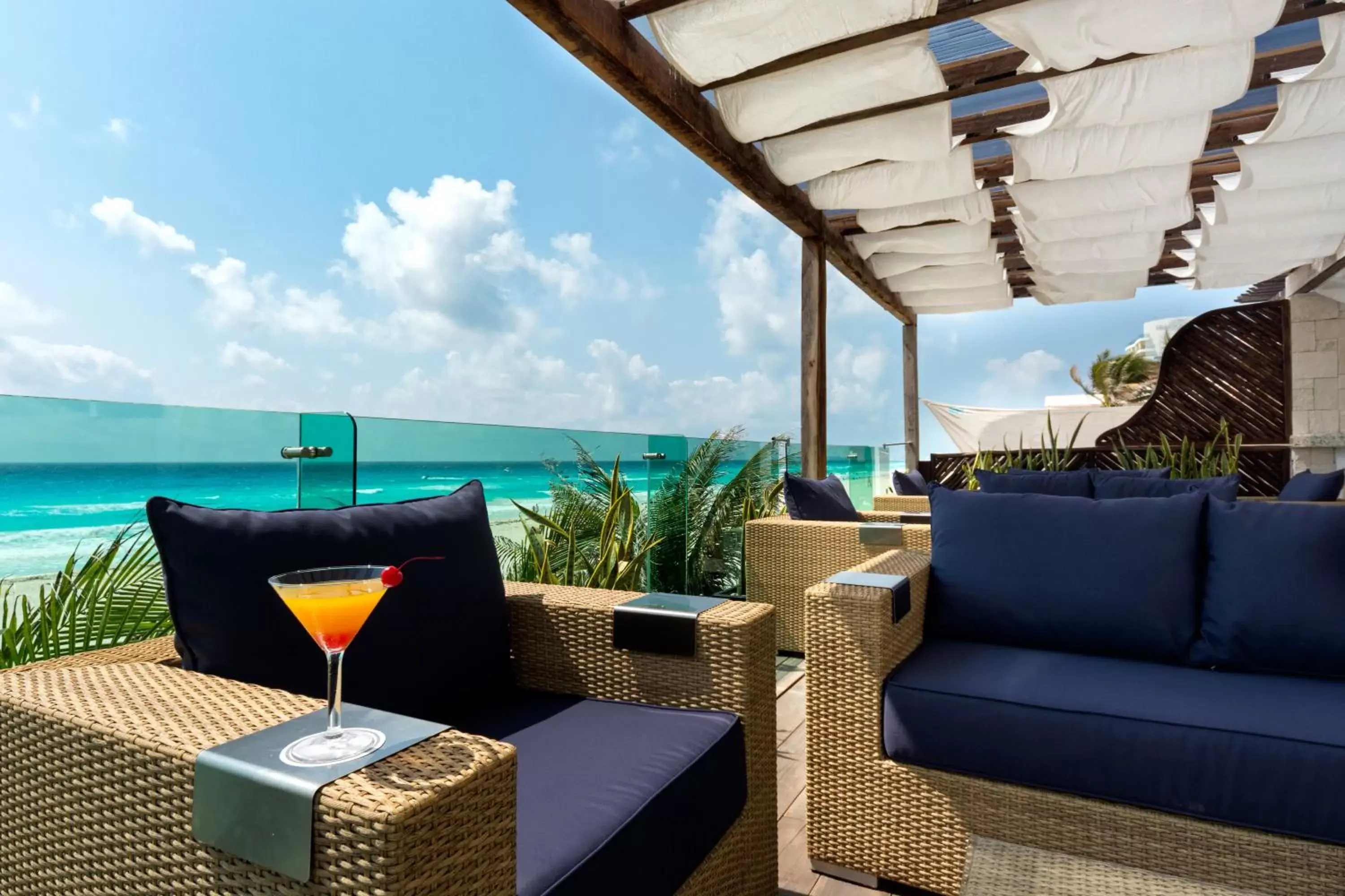 Balcony/Terrace in Flamingo Cancun Resort
