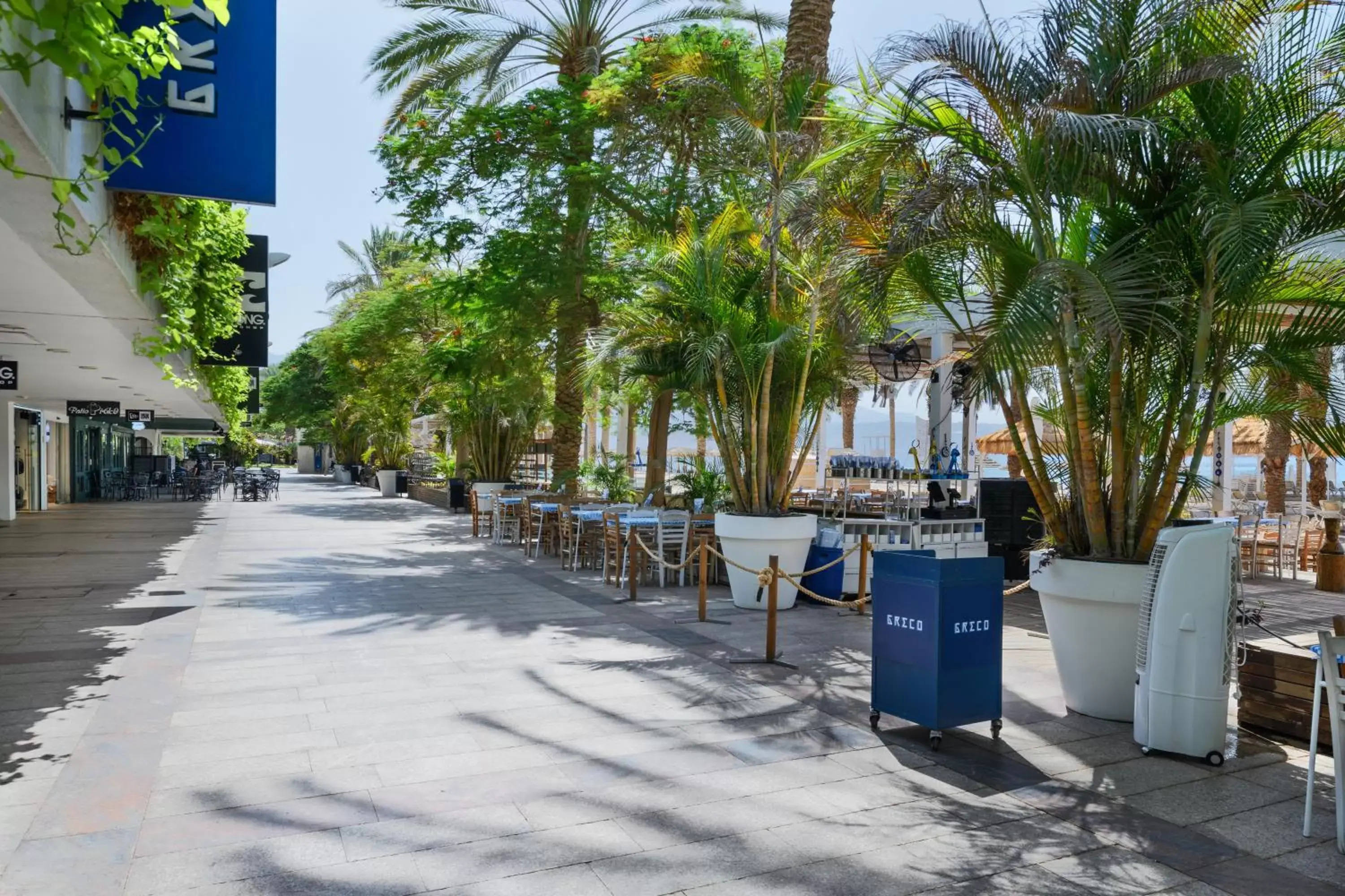 Shopping Area in Royal Beach Eilat by Isrotel Exclusive