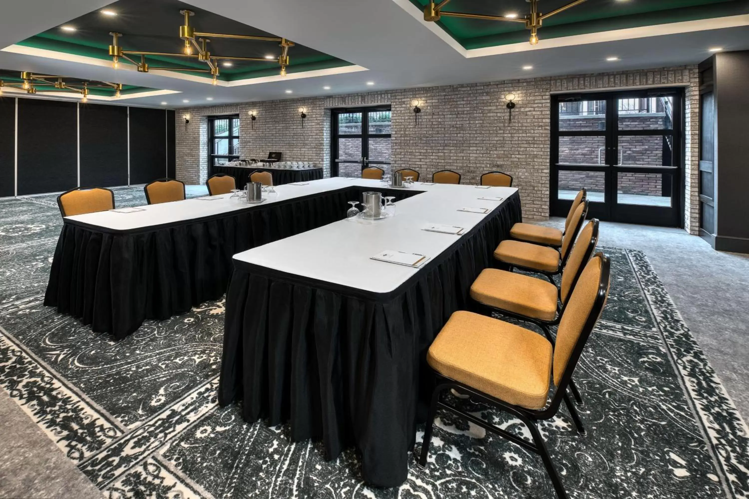 Meeting/conference room in The Insignia Hotel, Sarnia, a Tribute Portfolio Hotel