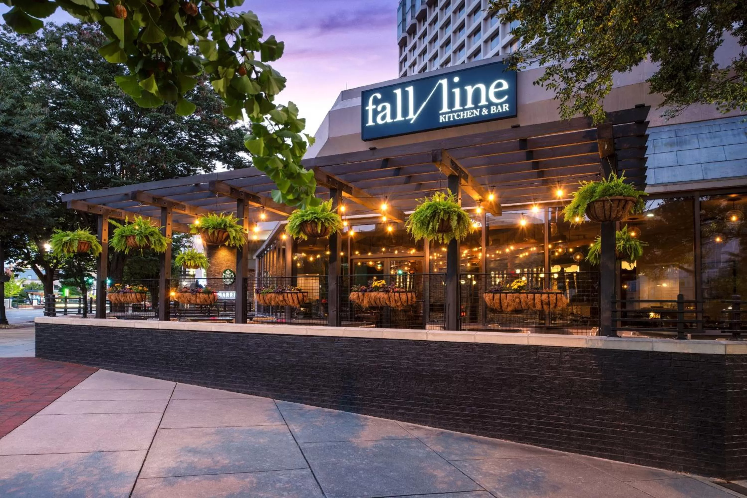 Lounge or bar in Richmond Marriott