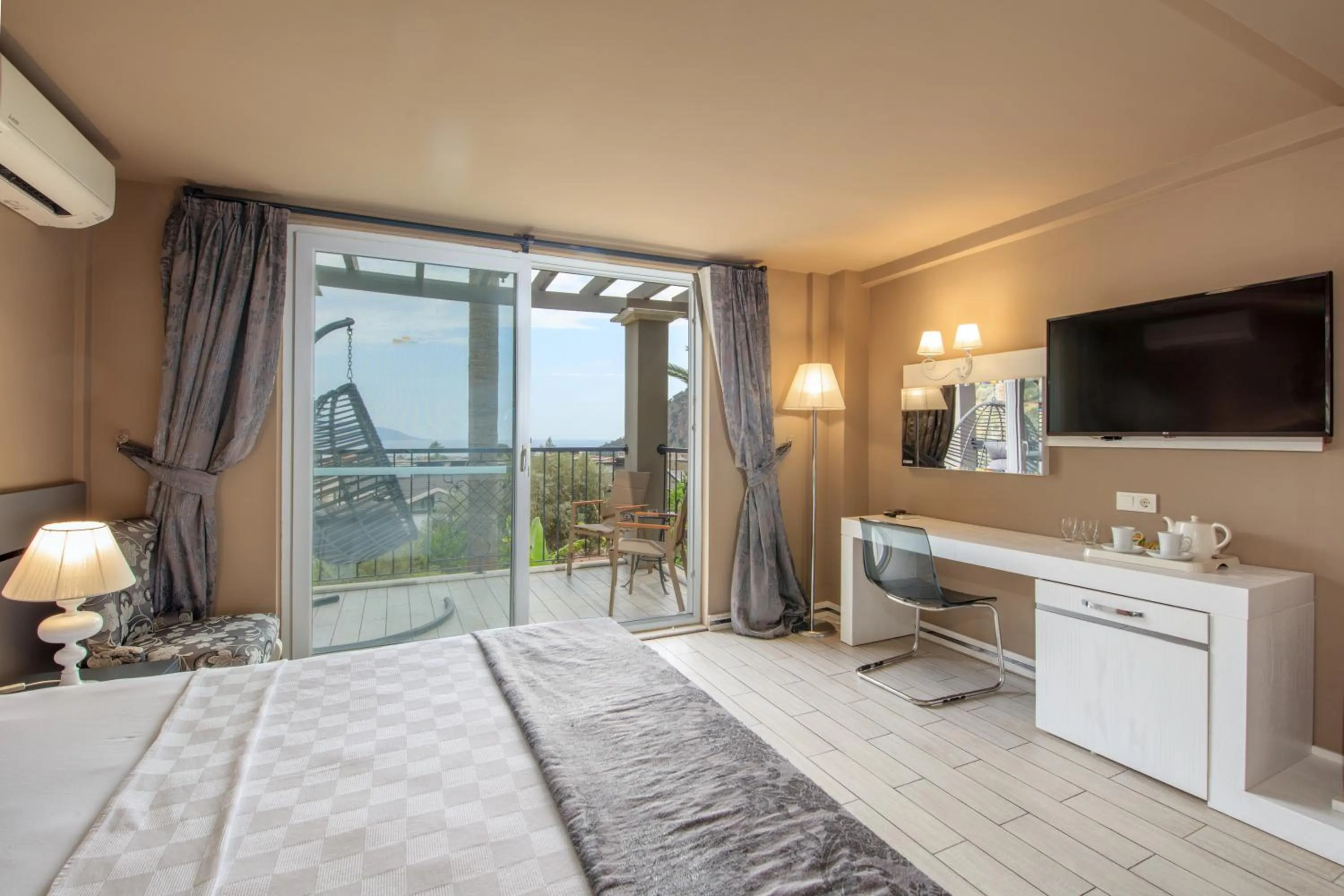 Deluxe Double Room in Morina Deluxe Hotel