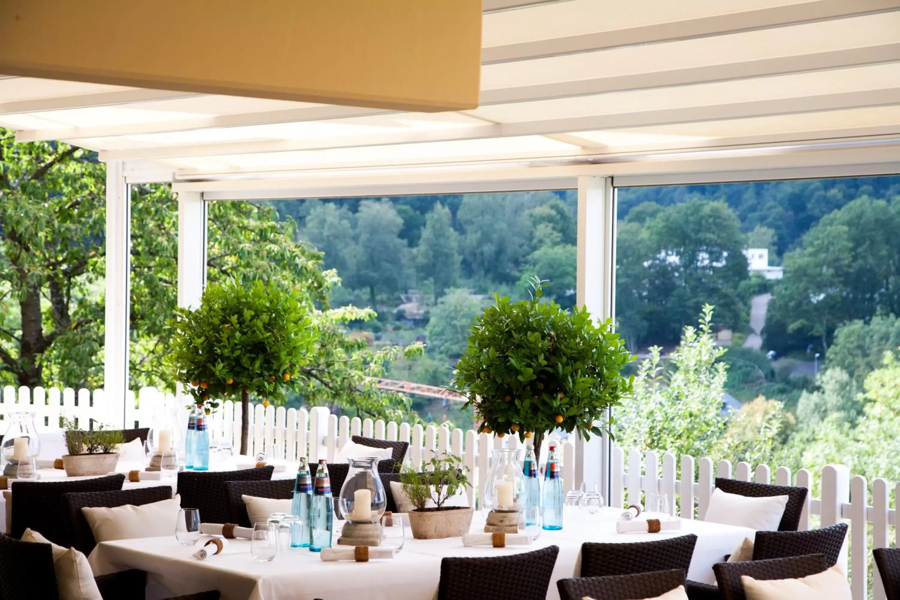 Balcony/Terrace, Restaurant/Places to Eat in Mercure Hotel Panorama Freiburg