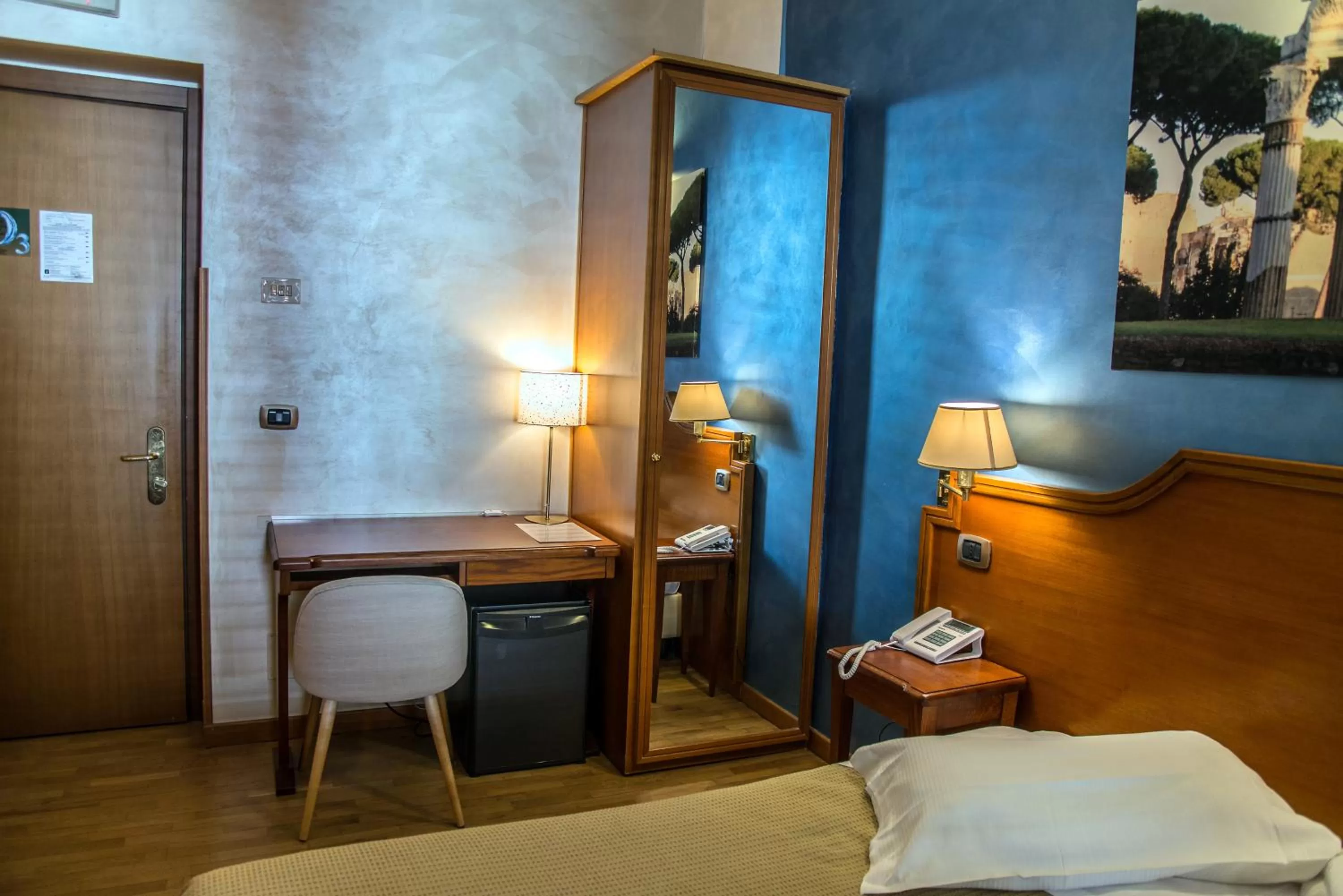 Bedroom, Bed in Hotel Kent