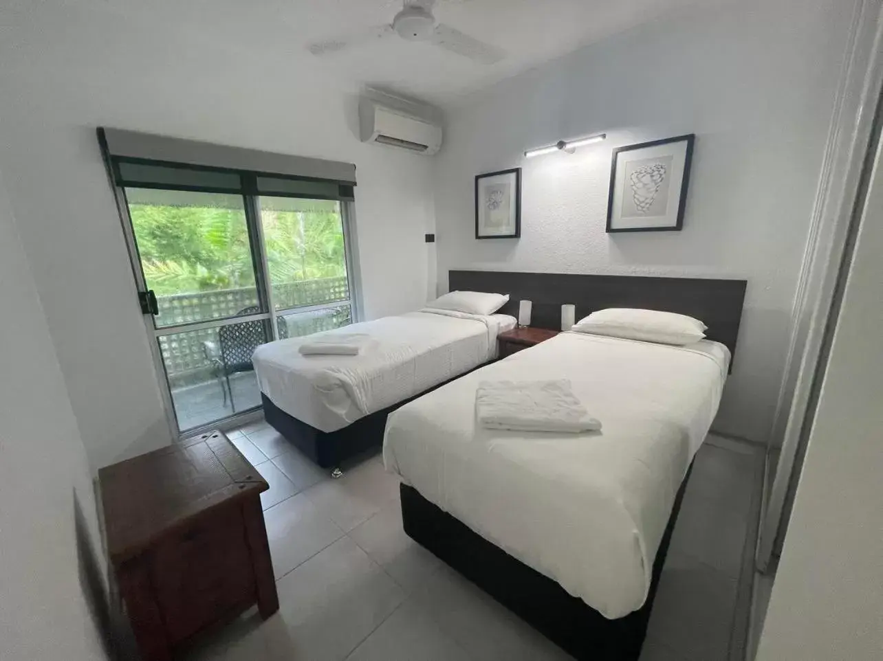 Bedroom, Bed in Reef Resort Villas Port Douglas