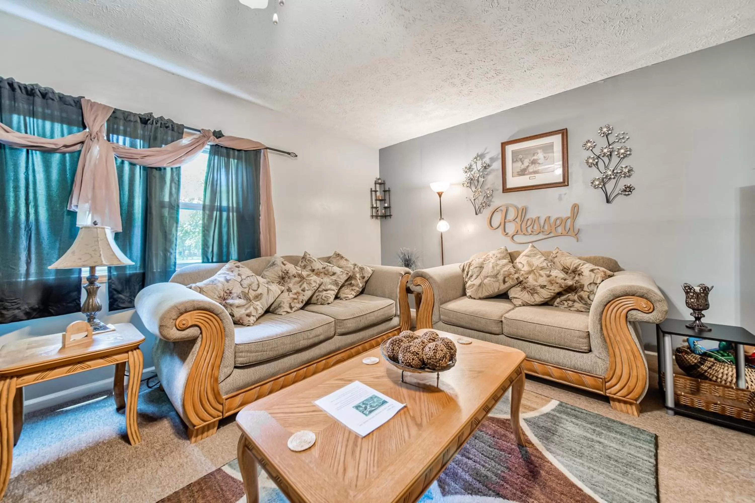 Seating Area in Cool River Condo II
