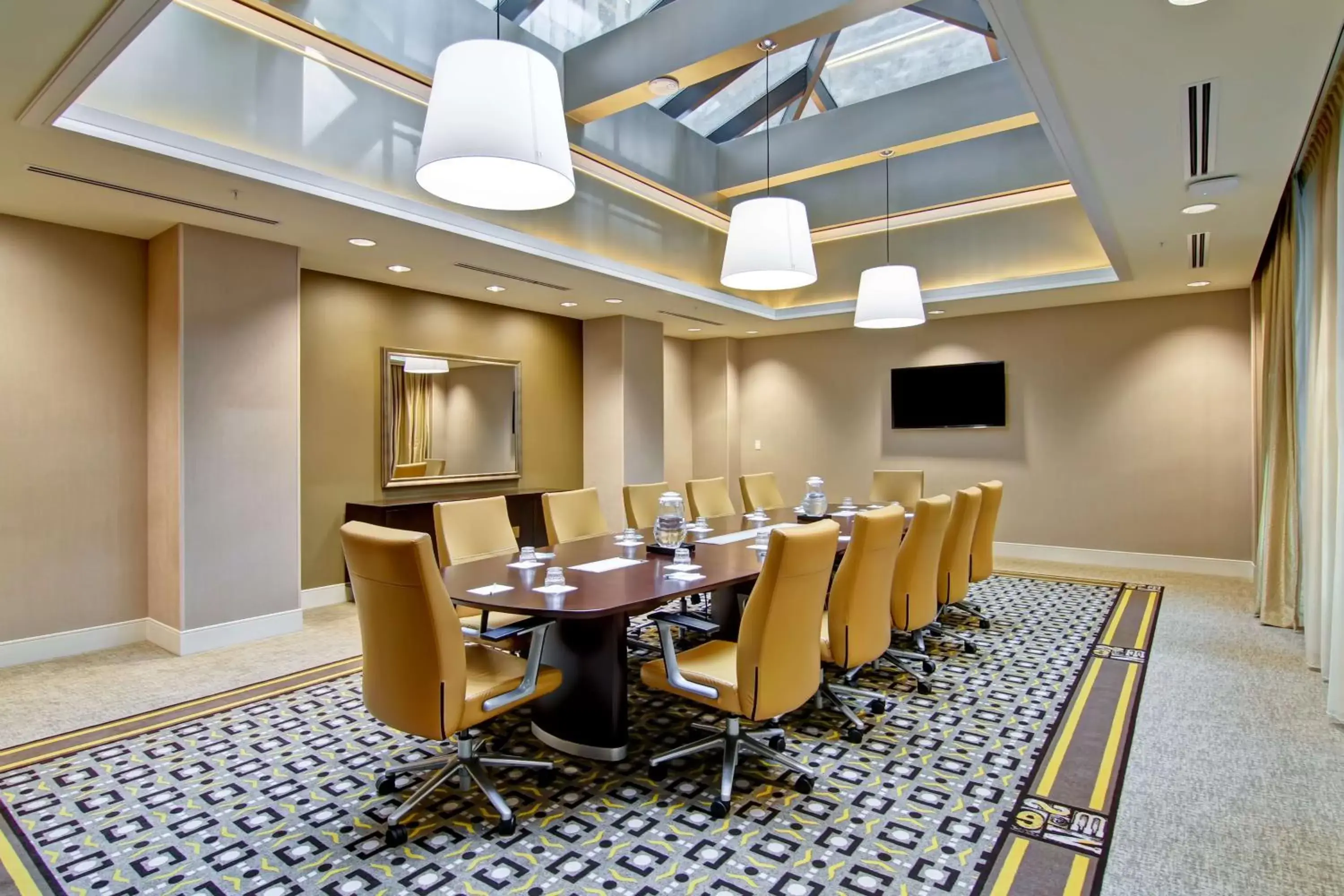 Meeting/conference room in Homewood Suites by Hilton Cincinnati-Downtown