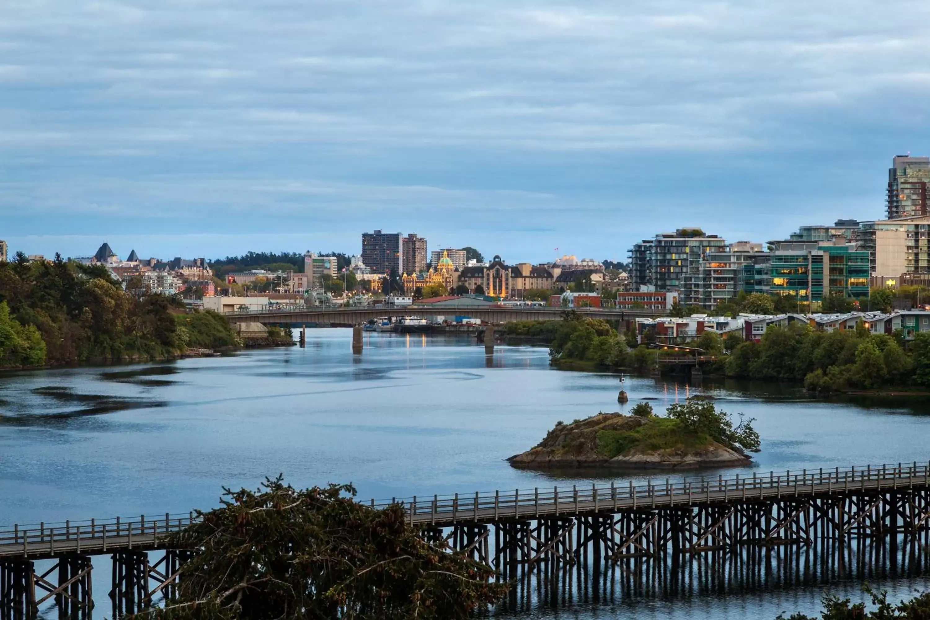 River view in Days Inn by Wyndham Victoria Uptown