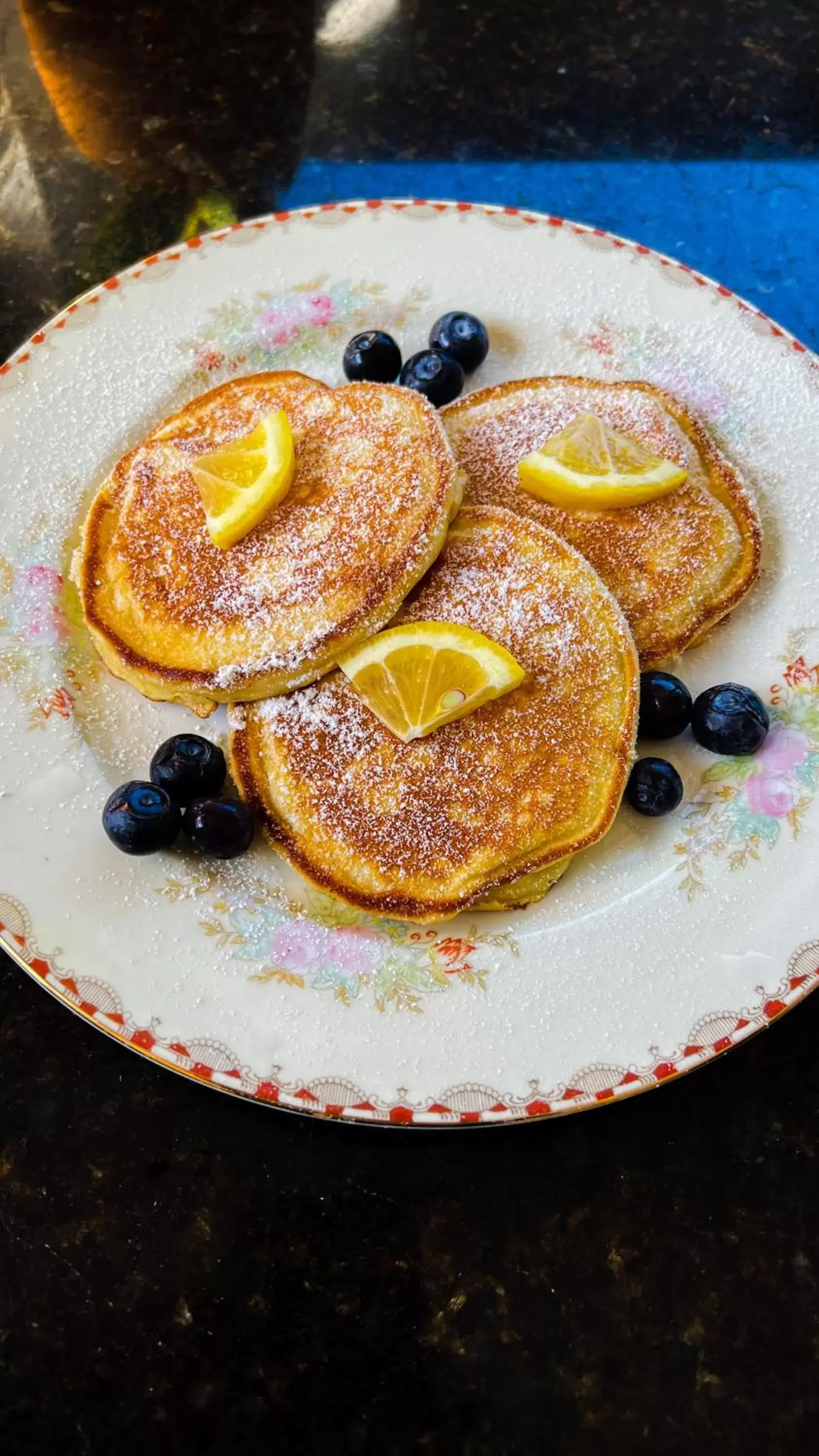 Breakfast, Food in Almondy Inn Bed & Breakfast