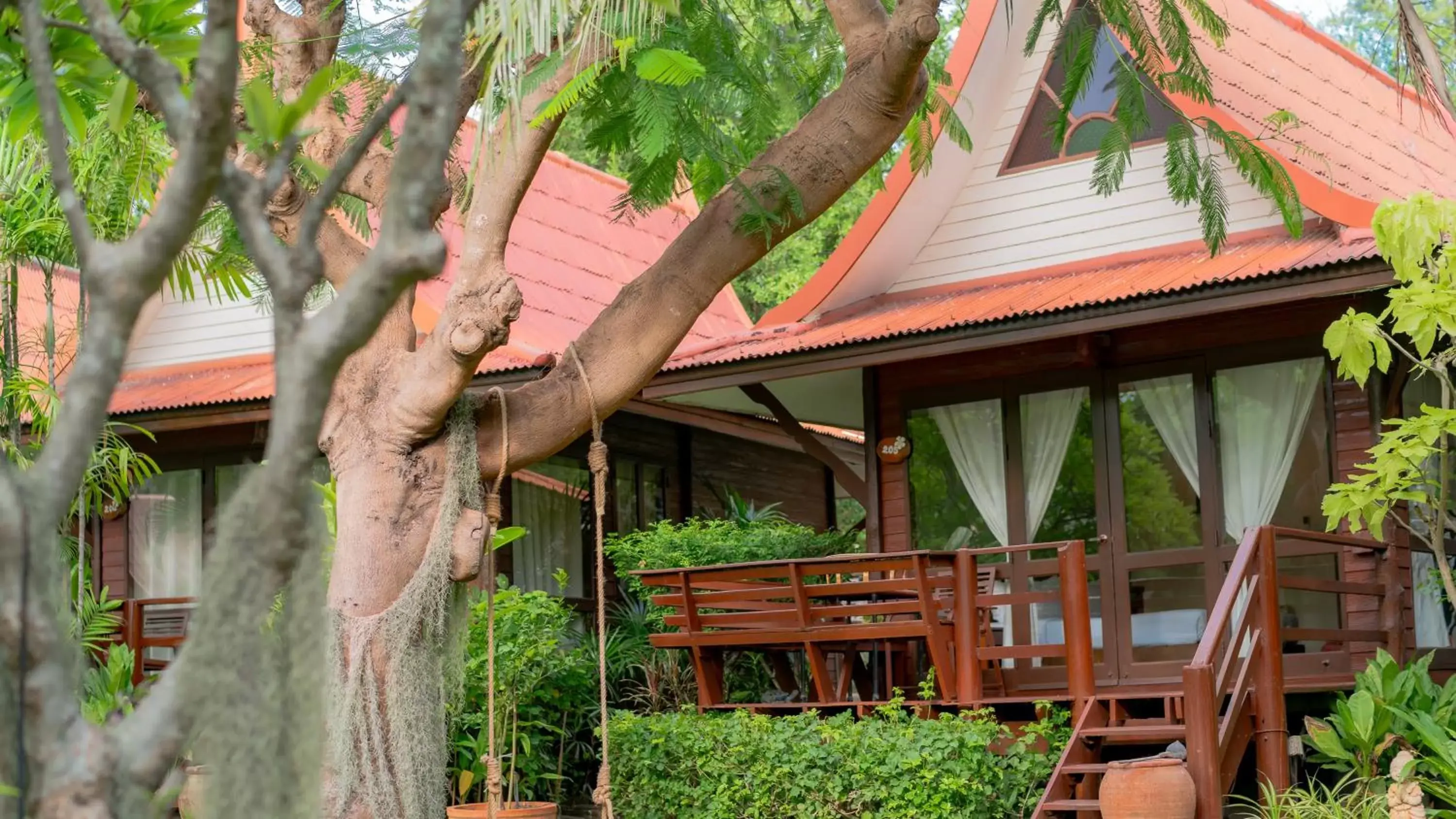 Garden view in Baan Duangkaew Resort
