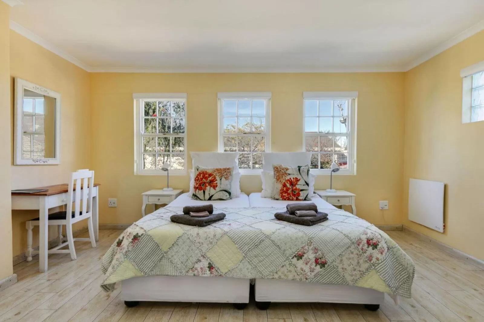 Bed in Villa Garda B&B