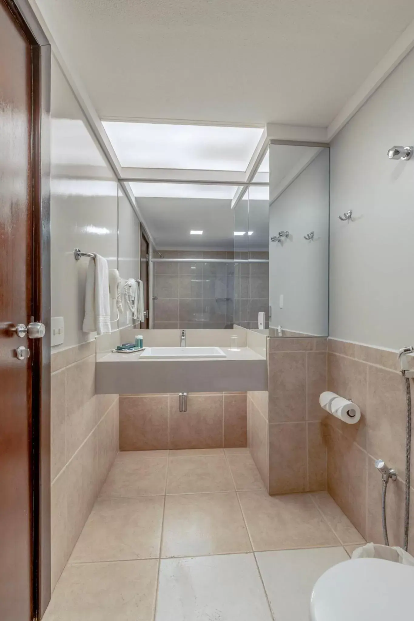 Bathroom in Hotel Deville Prime Cuiabá