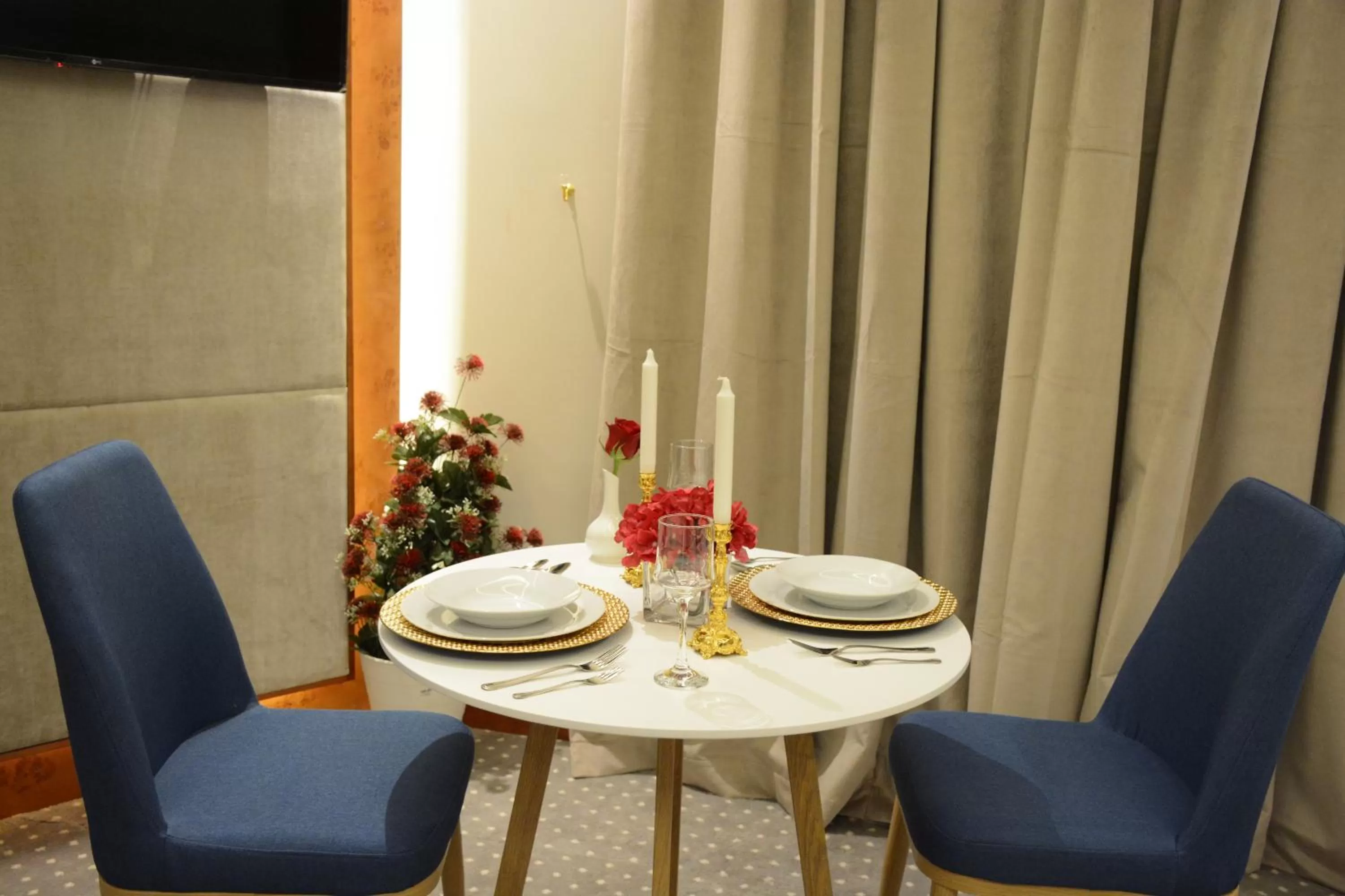 Dining Area in E1 Hotel