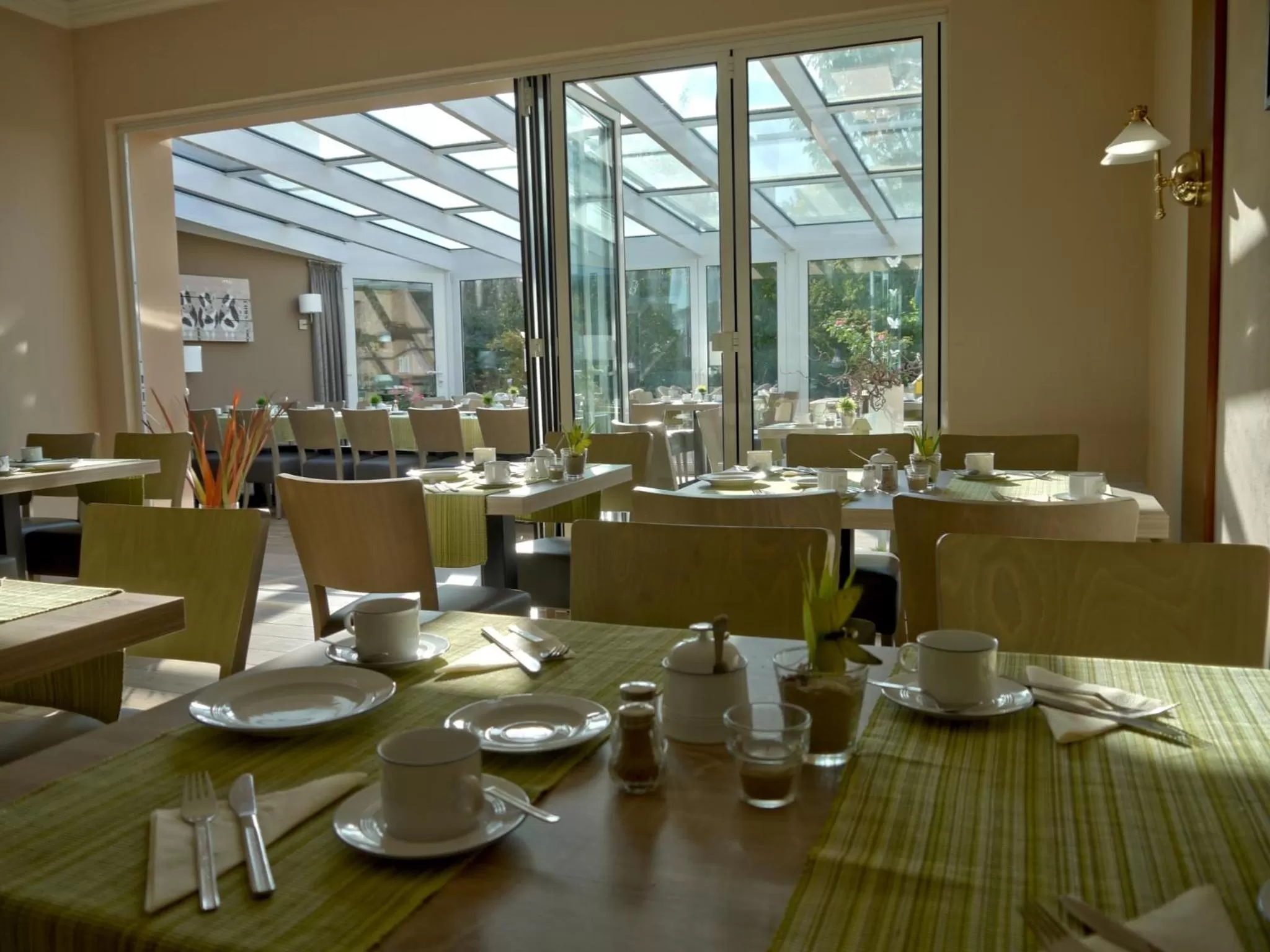 Restaurant/places to eat in Hotel Friesische Wehde