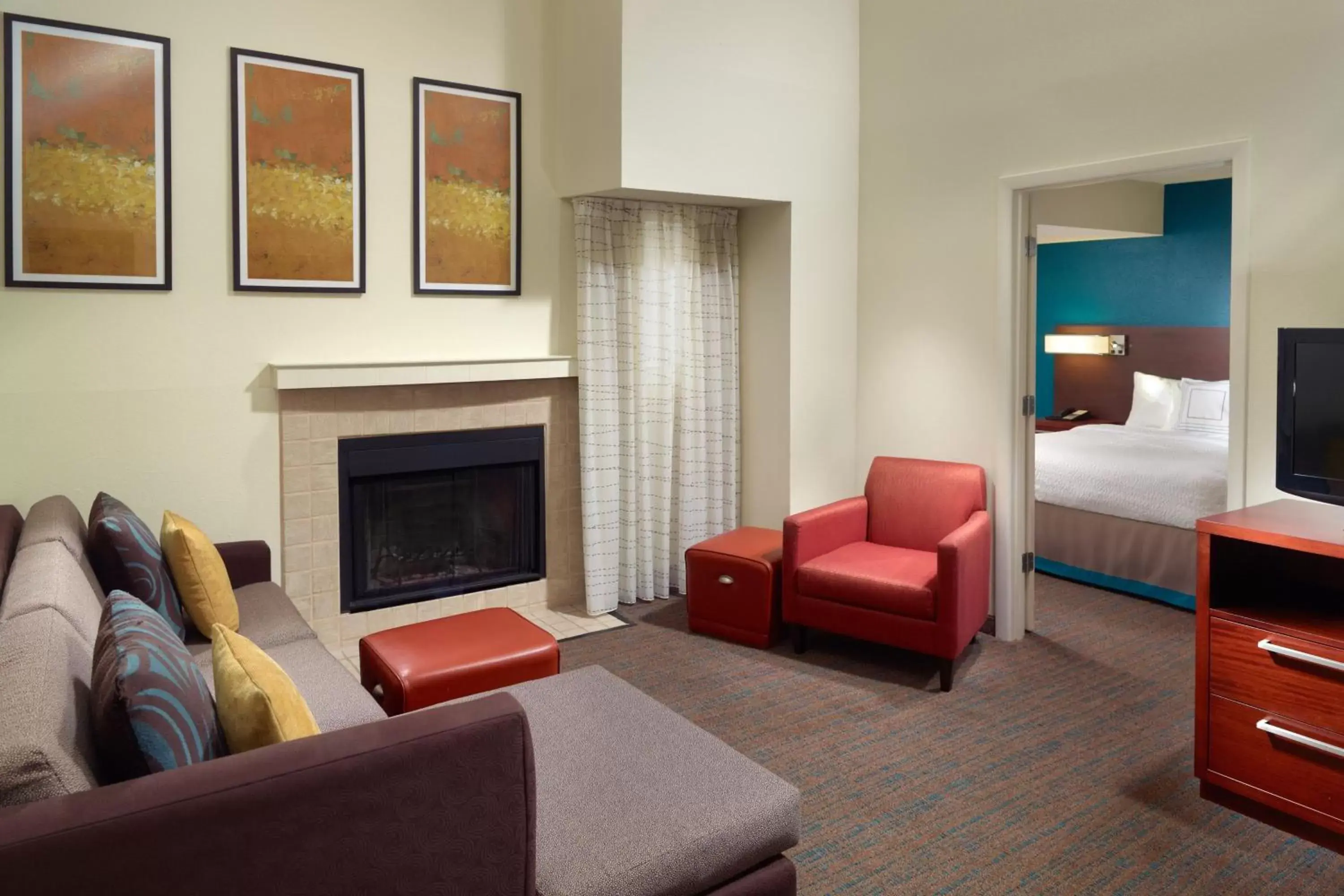Bedroom, Seating Area in Residence Inn by Marriott Nashville Airport