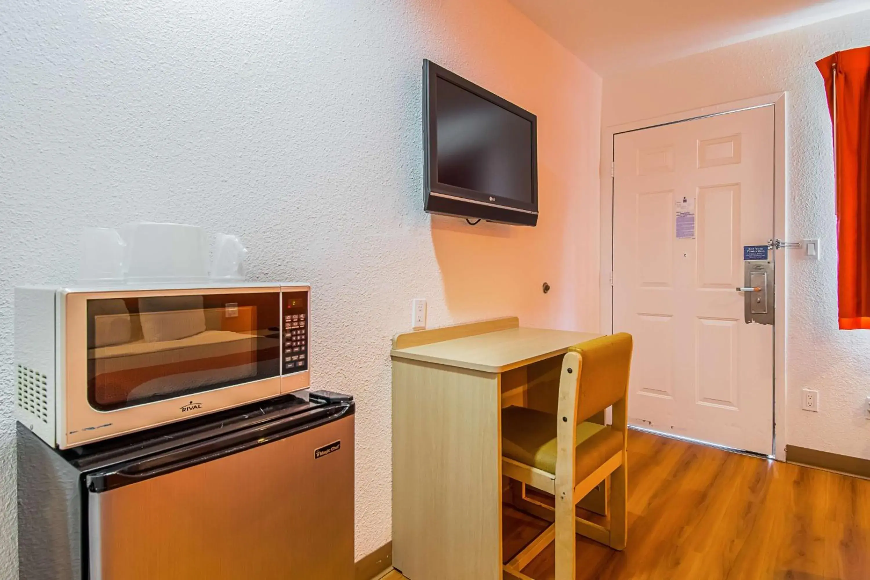 On site, TV/Entertainment Center in Motel 6-Bakersfield, CA - Airport