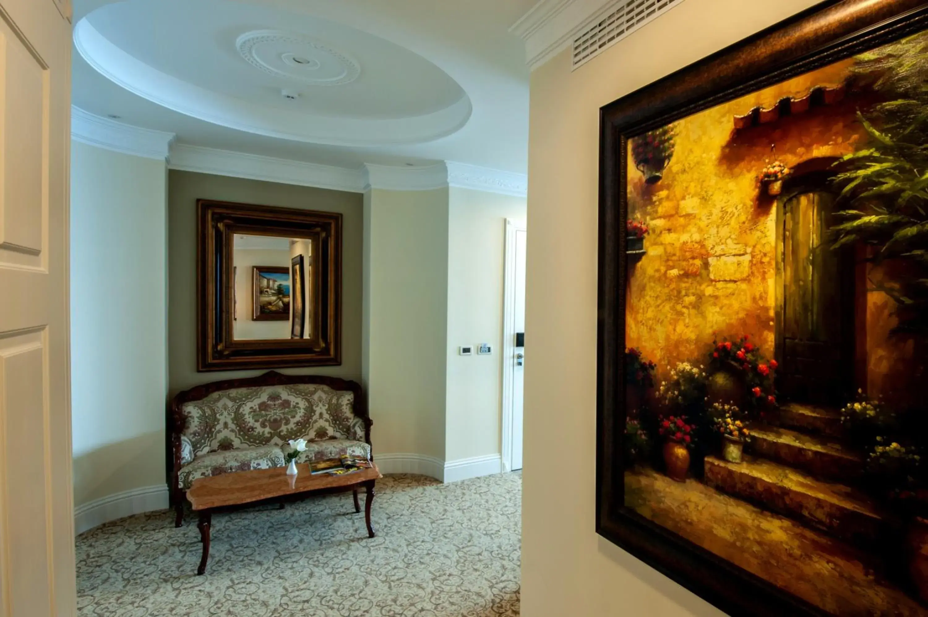 Lobby or reception in Royal Princess Hotel Lobby or reception in Royal Princess Hotel