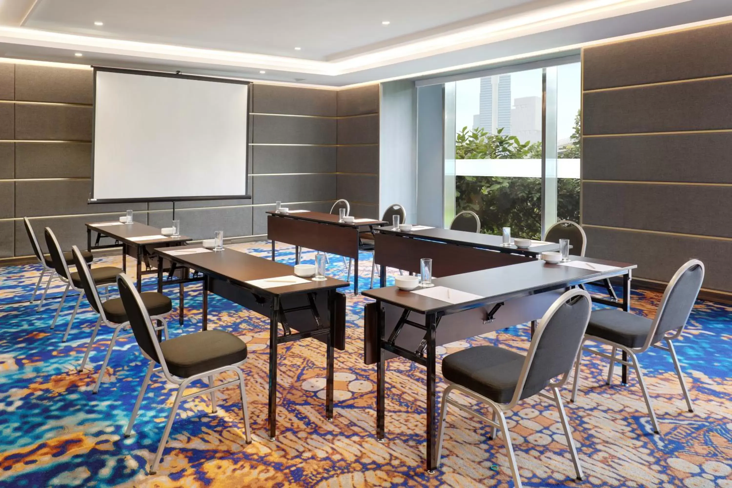 Business facilities in Mercure Jakarta Gatot Subroto