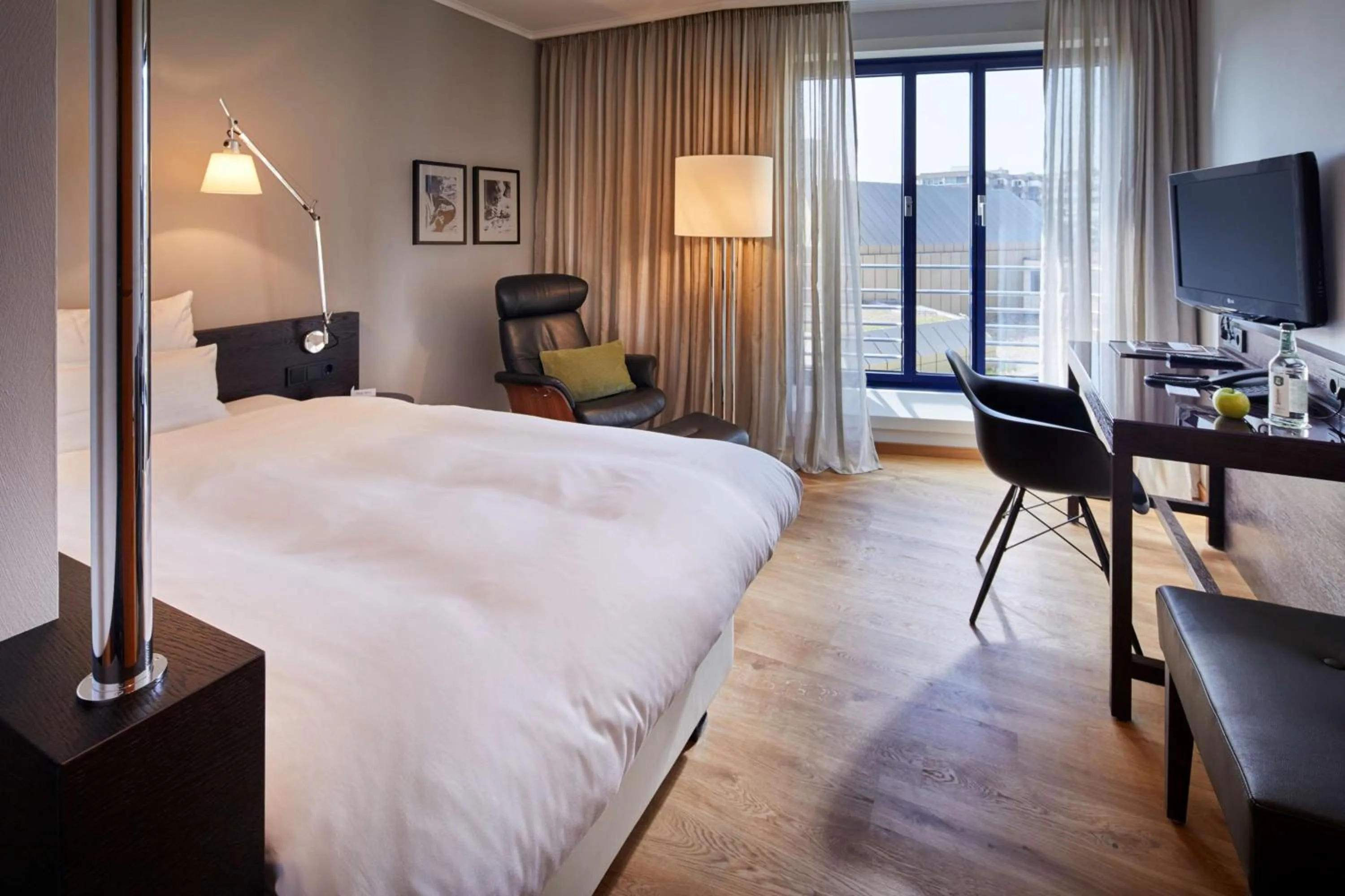 Photo of the whole room, Bed in Parkhotel Pforzheim