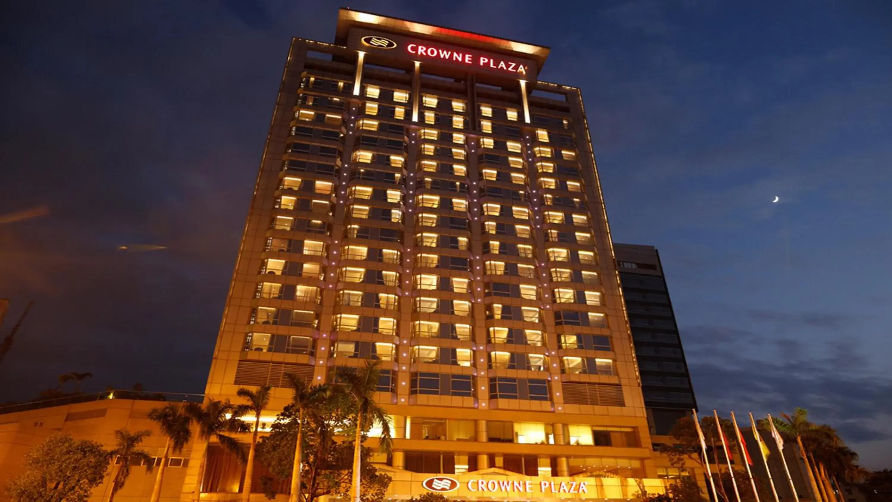 Property Building in Crowne Plaza Zhongshan Wing On City, an IHG Hotel