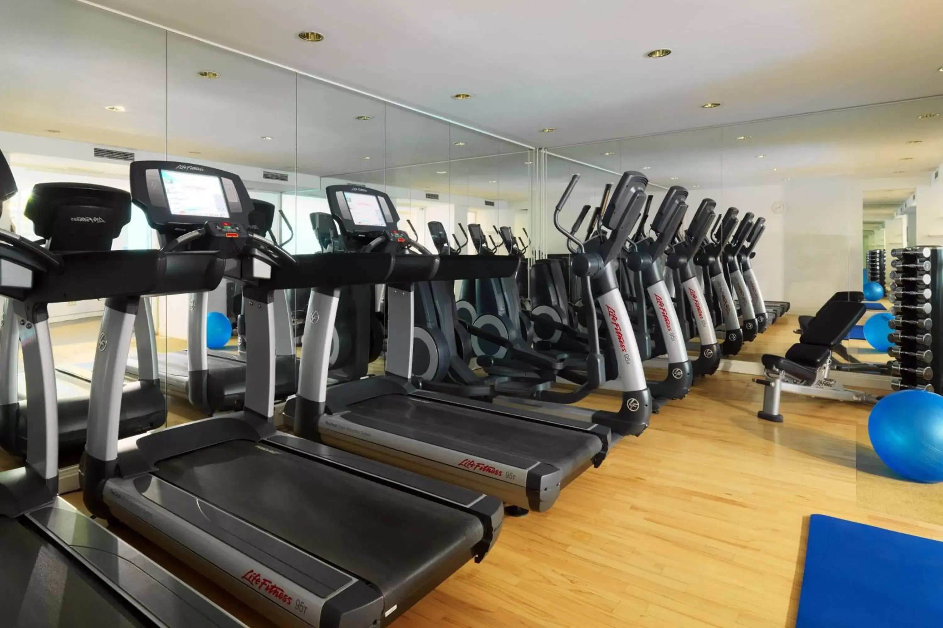 Fitness centre/facilities, Fitness Center/Facilities in Hamburg Marriott Hotel