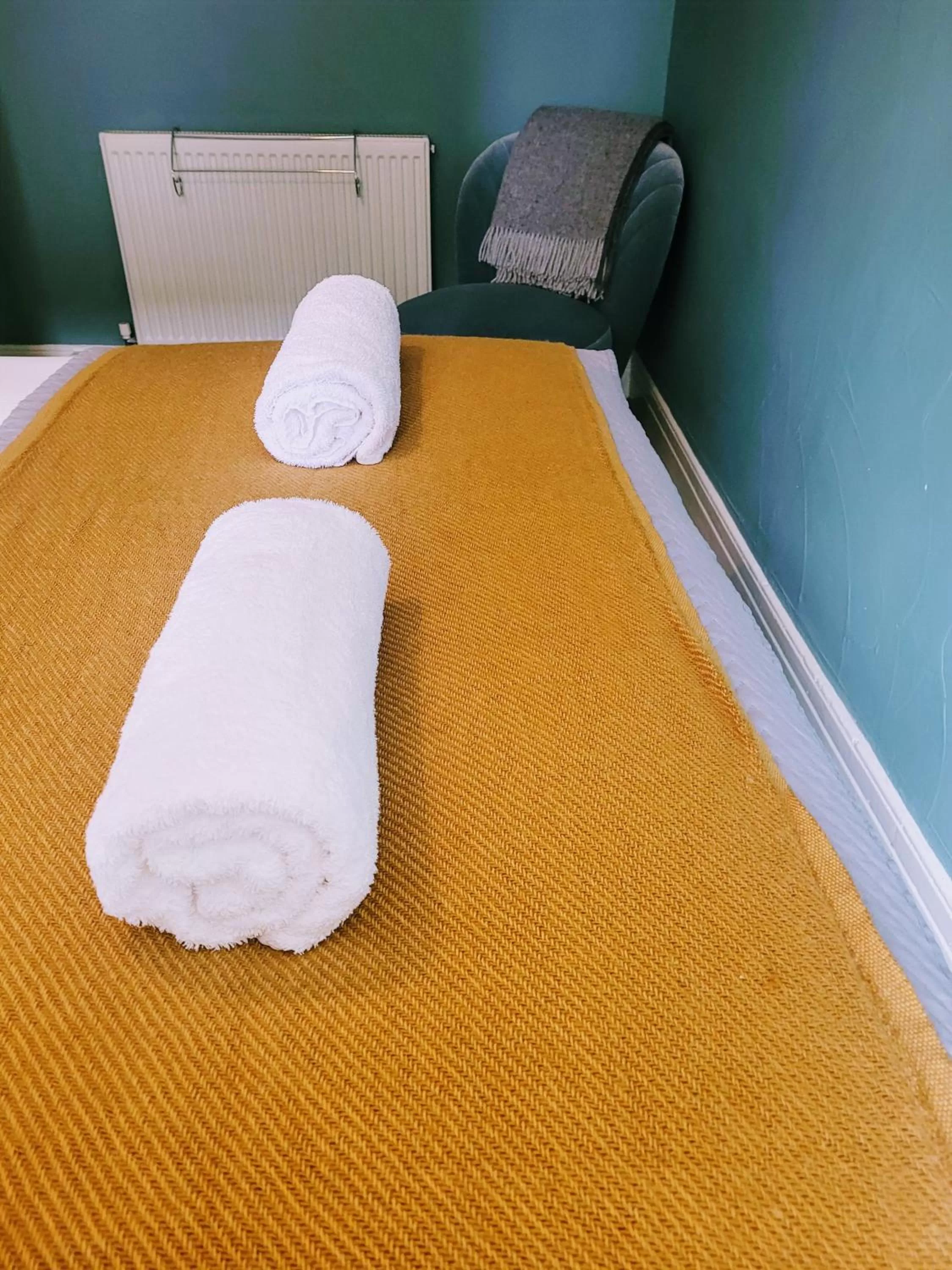 Bed in Jacobs Ladder Inn